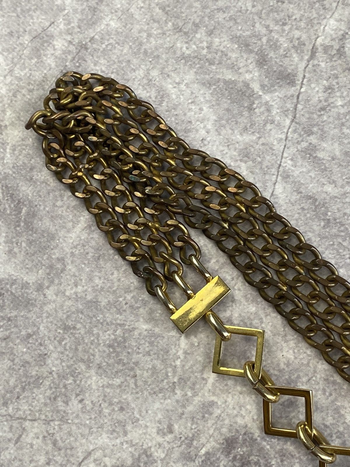 Yves Saint Laurent Yves Saint Laurent Vintage Very Rare Chain Belt Size ONE SIZE - 8 Thumbnail