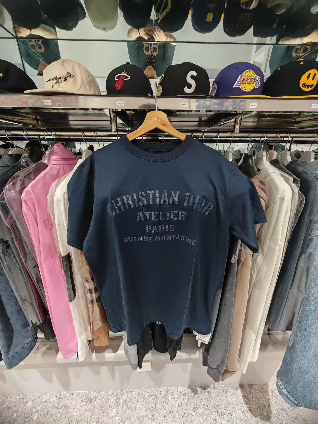 Dior Dior Navy Blue Logo Print Short Sleeve Tee Q15 Size US L / EU 52-54 / 3 - 1 Thumbnail