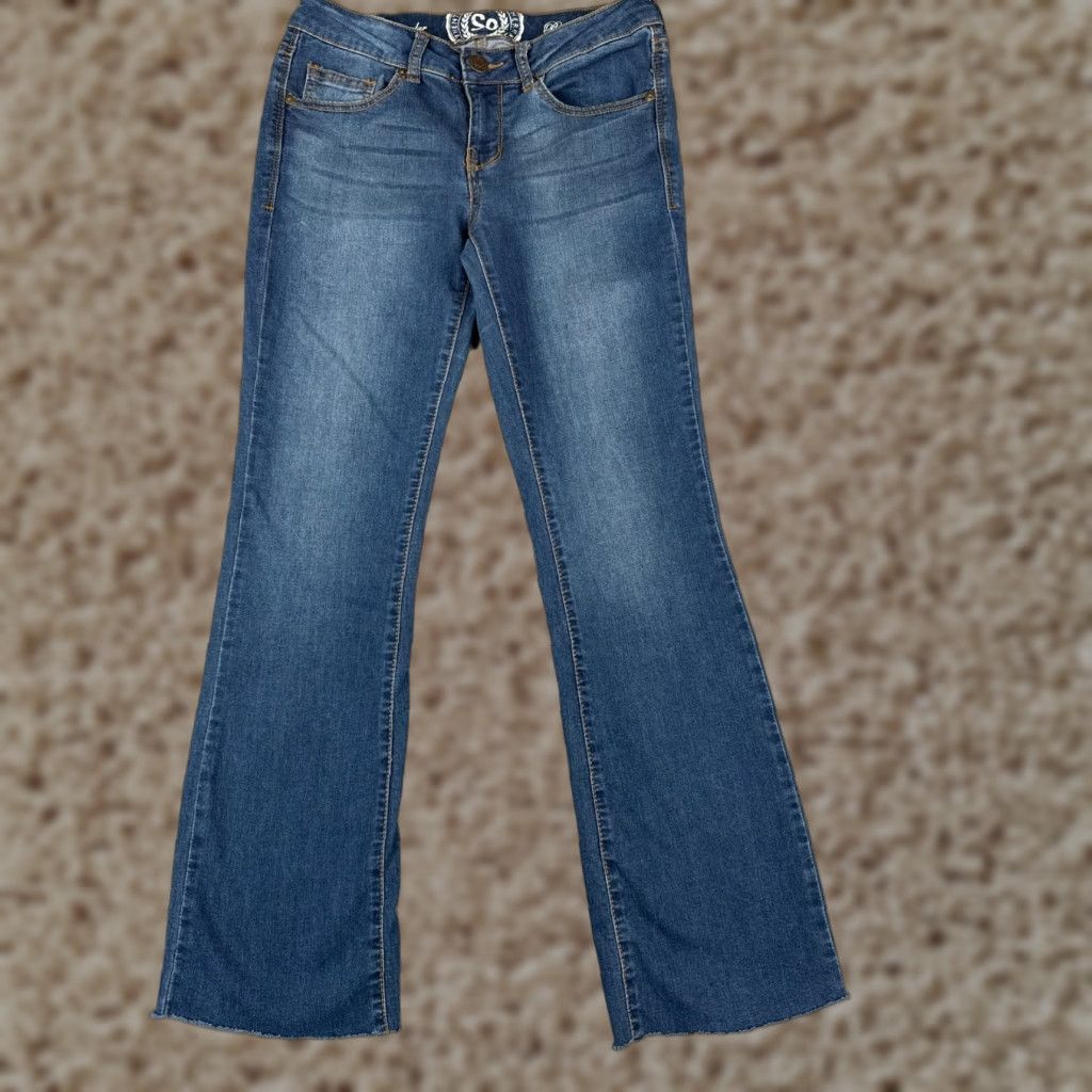 Vintage SO Jeans Juniors 9 Blue Denim Bootcut Low Rise Cotton Blend Medium Wash 28x29 Women Jeans Boots? Size 30" / US 8 / IT 44 - 1 Thumbnail