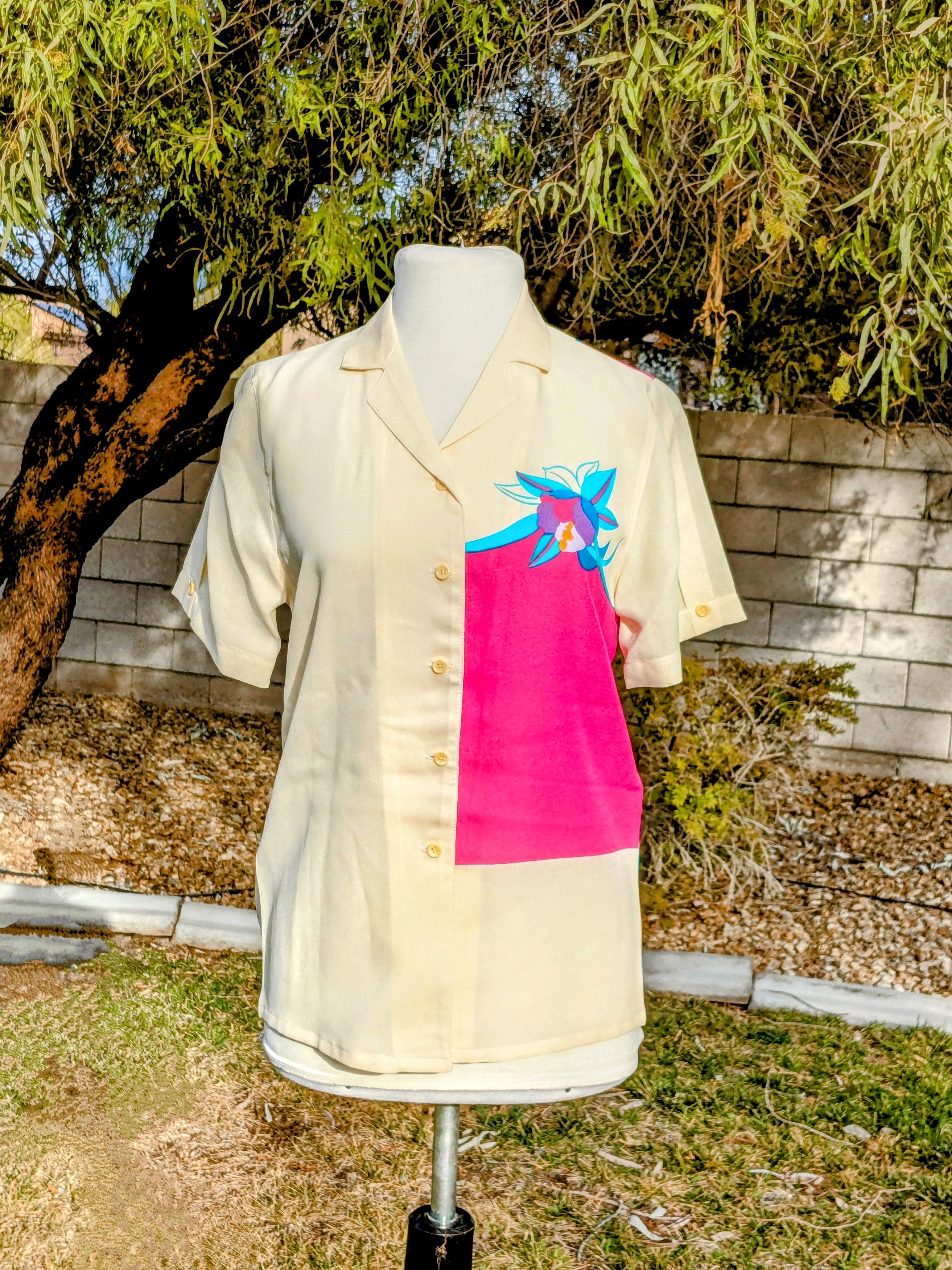 Vintage Vintage Acrylic Tropical 1970s Print Blouse Button-Down Top Size M / US 6-8 / IT 42-44 - 1 Thumbnail
