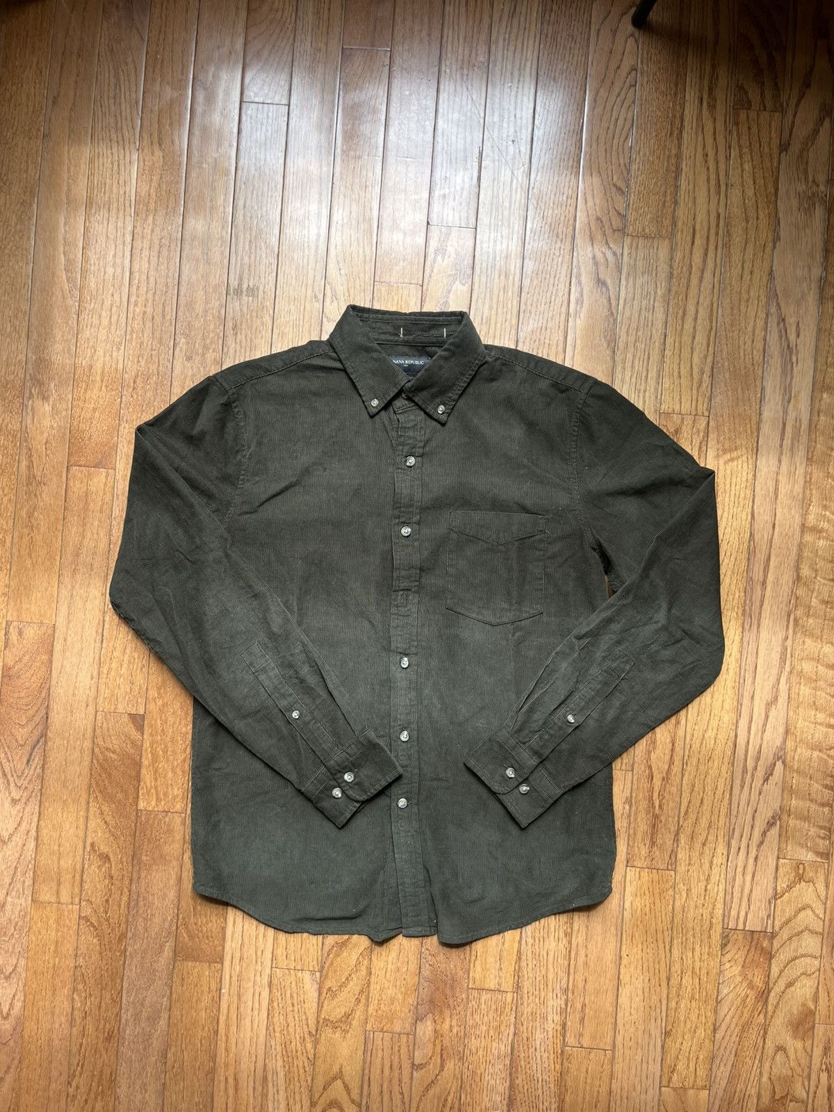 Banana Republic Banana Republic Men's Button Down Corduroy Size US S / EU 44-46 / 1 - 1 Thumbnail