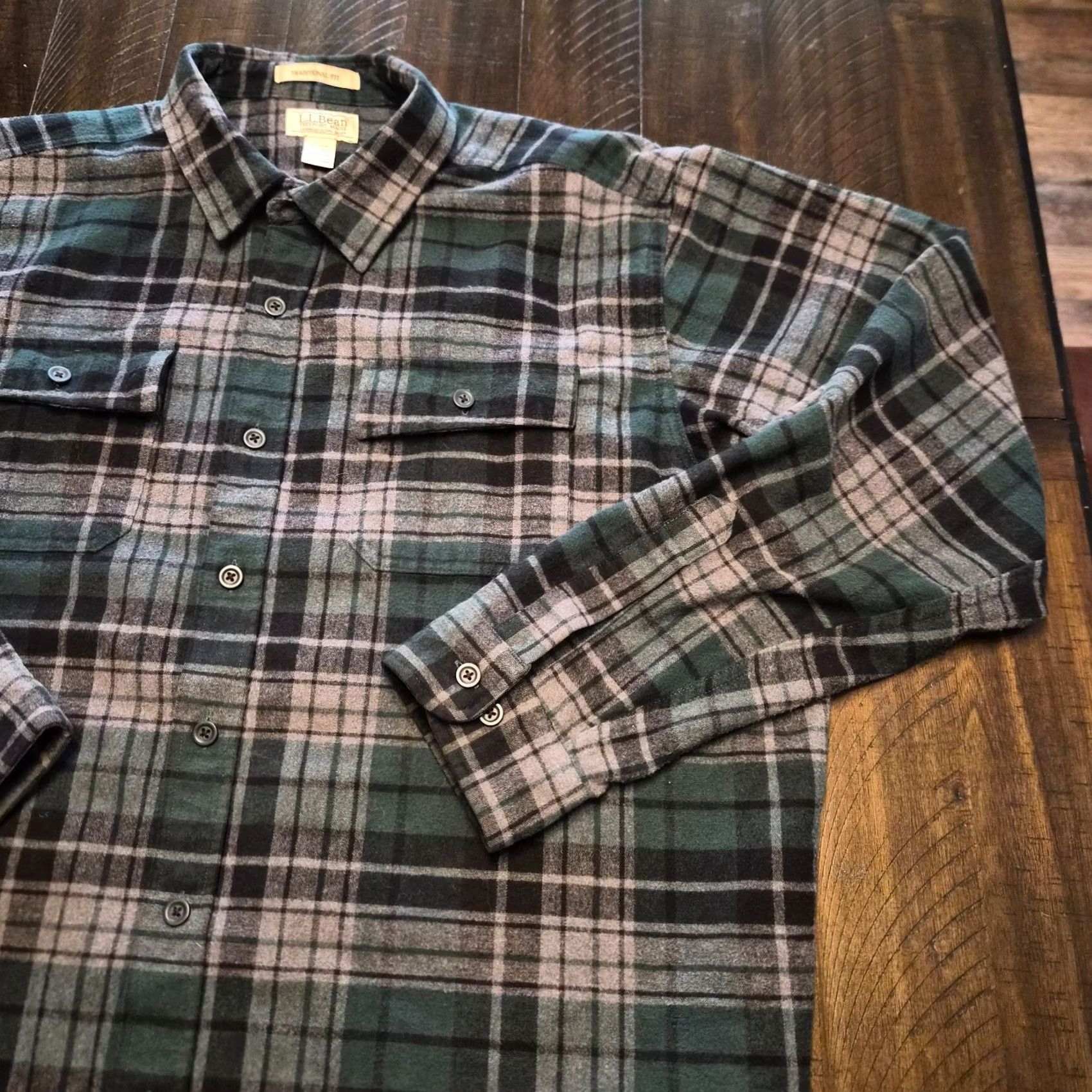 Vintage L.L. Bean Shirt Men 2XL Green Plaid Flannel Long Sleeve Button-Up Chamois Cloth Heavy G088 Size US XXL / EU 58 / 5 - 2 Thumbnail