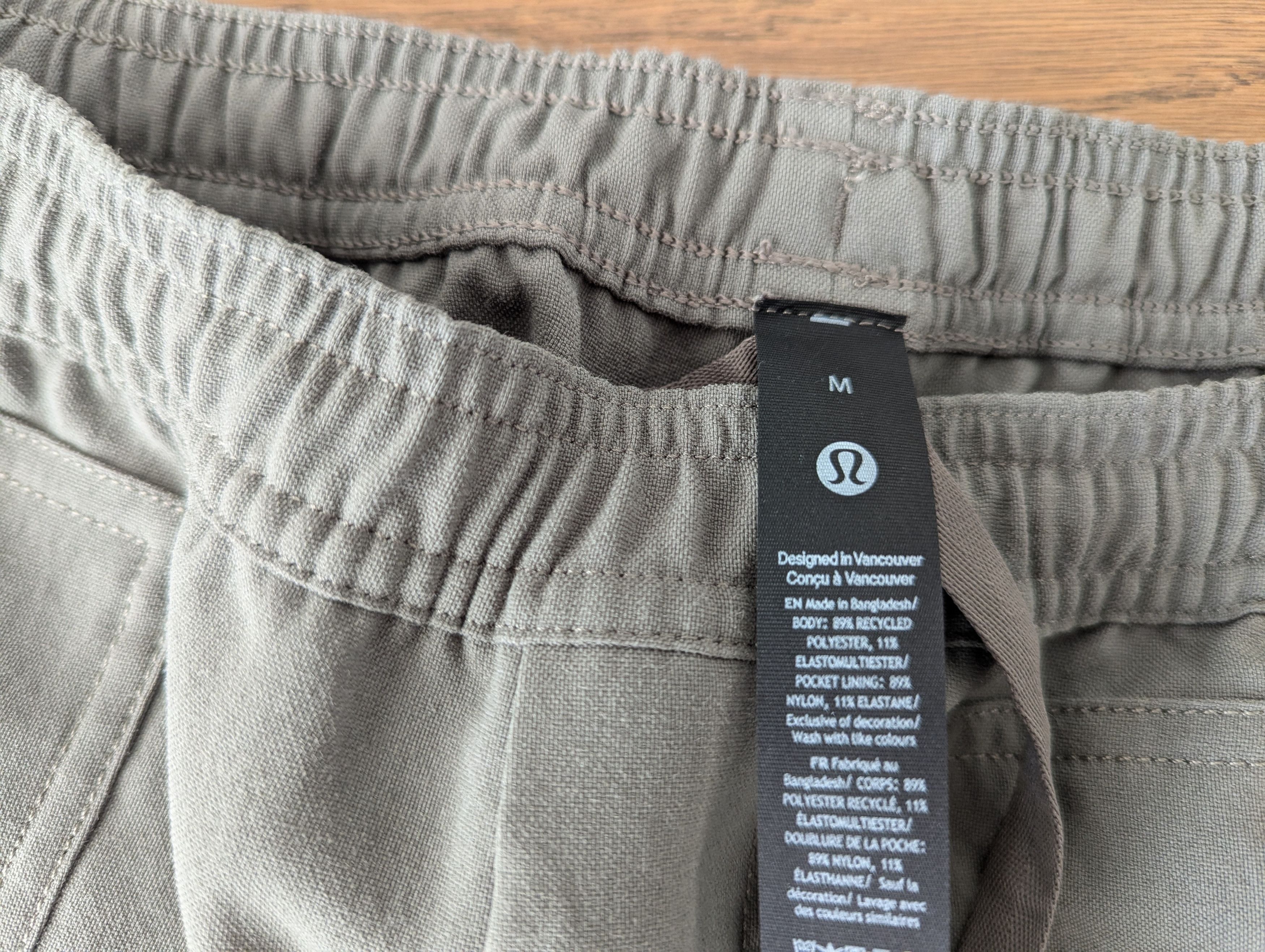 Lululemon Relaxed-Fit Pull-On Short 7" Light Woven Size US 32 / EU 48 - 2 Thumbnail