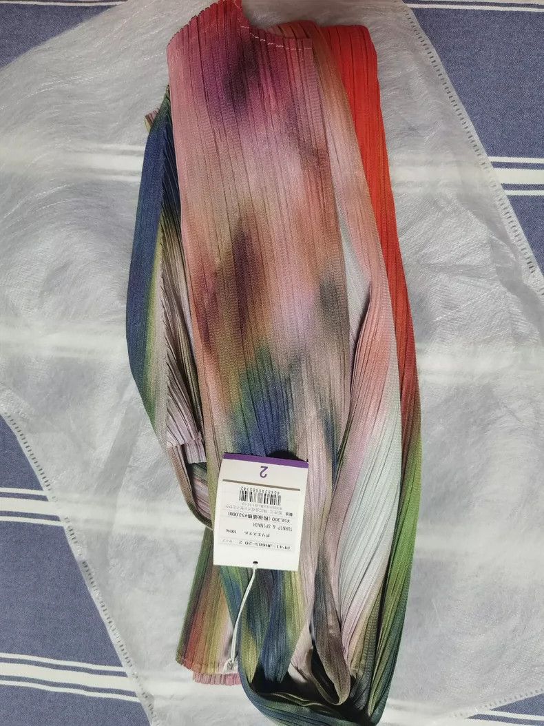 Issey Miyake Issey Miyake size:2 Pink and green pleated long-sleeved dr Size S / US 4 / IT 40 - 4 Thumbnail