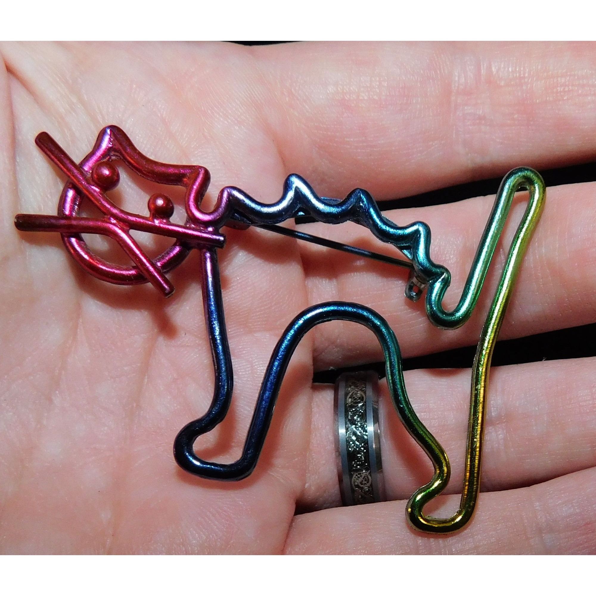 Other Vintage Rainbow Anodized Wire Cat Brooch Size ONE SIZE - 1 Thumbnail