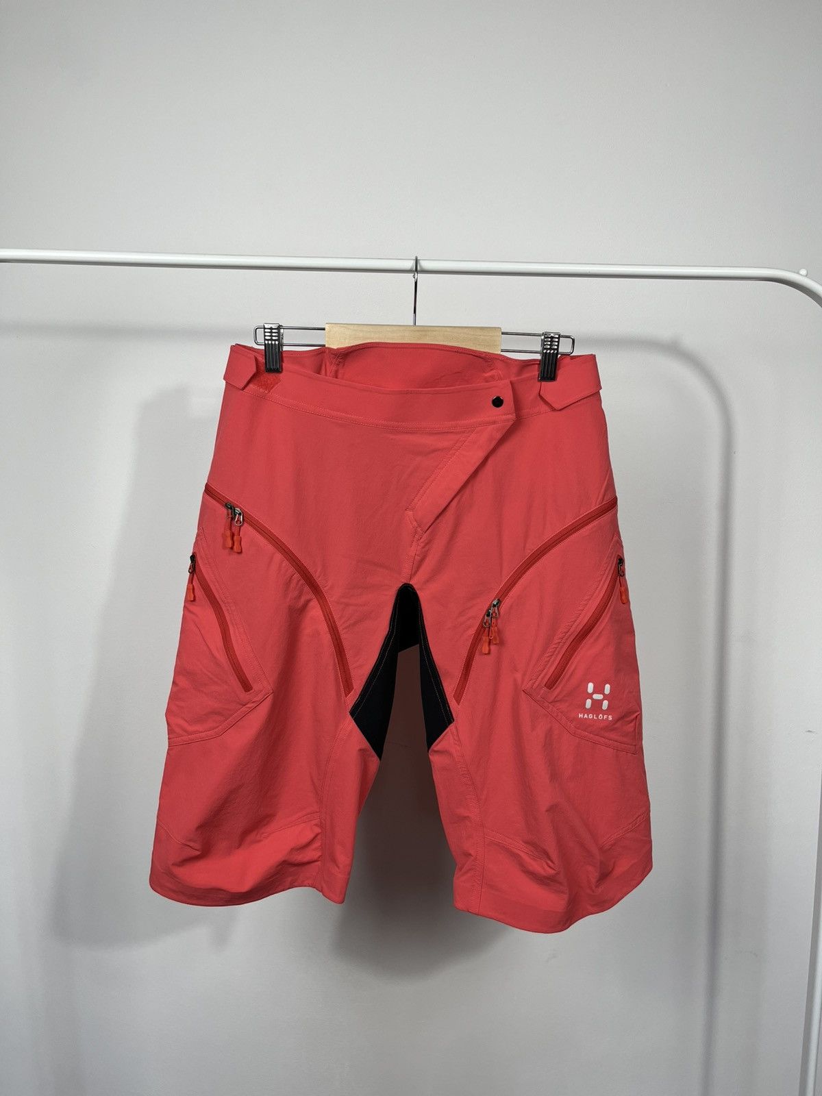 Haglofs Haglofs Ardent Outdoor Hiking Shorts Women’s M Size 30" / US 8 / IT 44 - 1 Thumbnail