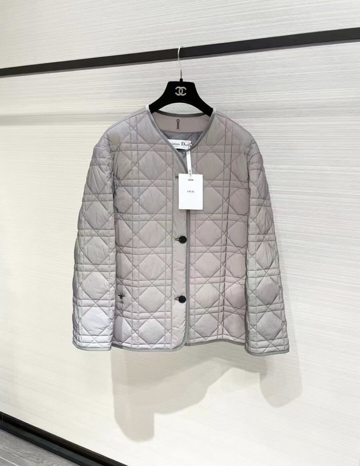 Dior Dior Classic Silver Reflective Quilted Cotton Jacket J33 Size XS / US 0-2 / IT 36-38 - 1 Thumbnail