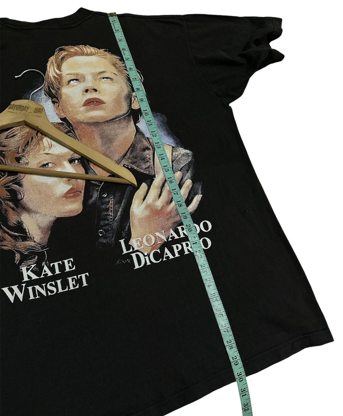 Vintage Movie Titanic Leonardo Dicaprio & Kate Winslet Bootleg Size US XL / EU 56 / 4 - 6 Thumbnail