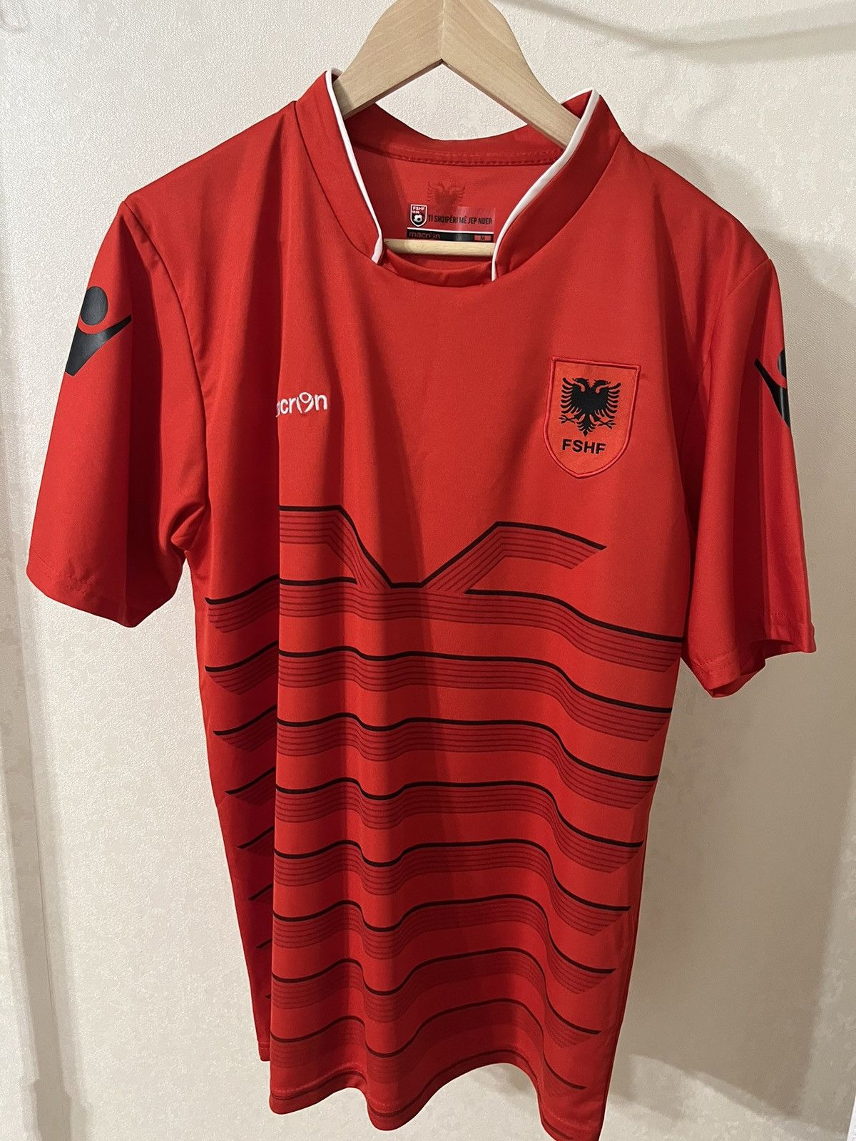 Other Macron Albania 16/17 Home Jersey Size US M / EU 48-50 / 2 - 1 Thumbnail