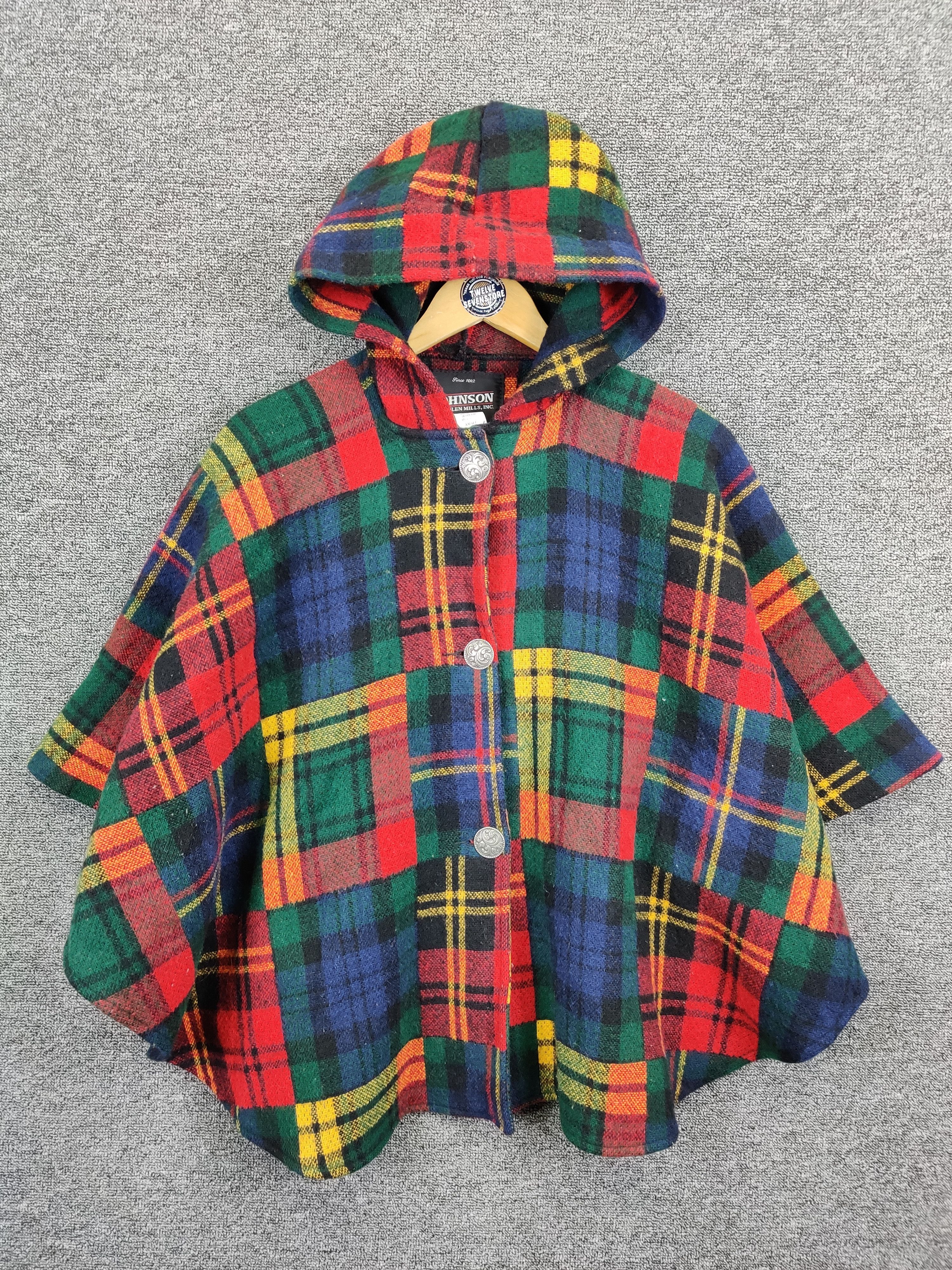Japanese Brand Johnson Woolen Mills Checkered Wool Poncho Cloacks Cape Size US S / EU 44-46 / 1 - 1 Thumbnail