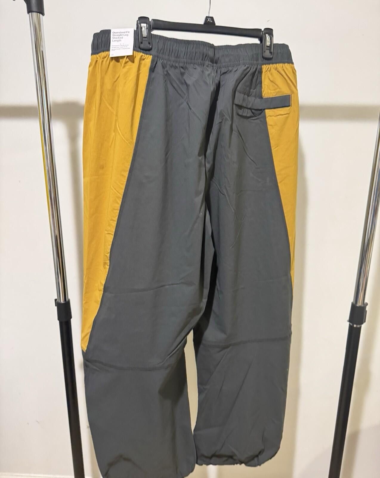 Nike Nike Tech Pants Woven Stacked Oversized Zip Pocket Size US 36 / EU 52 - 5 Thumbnail