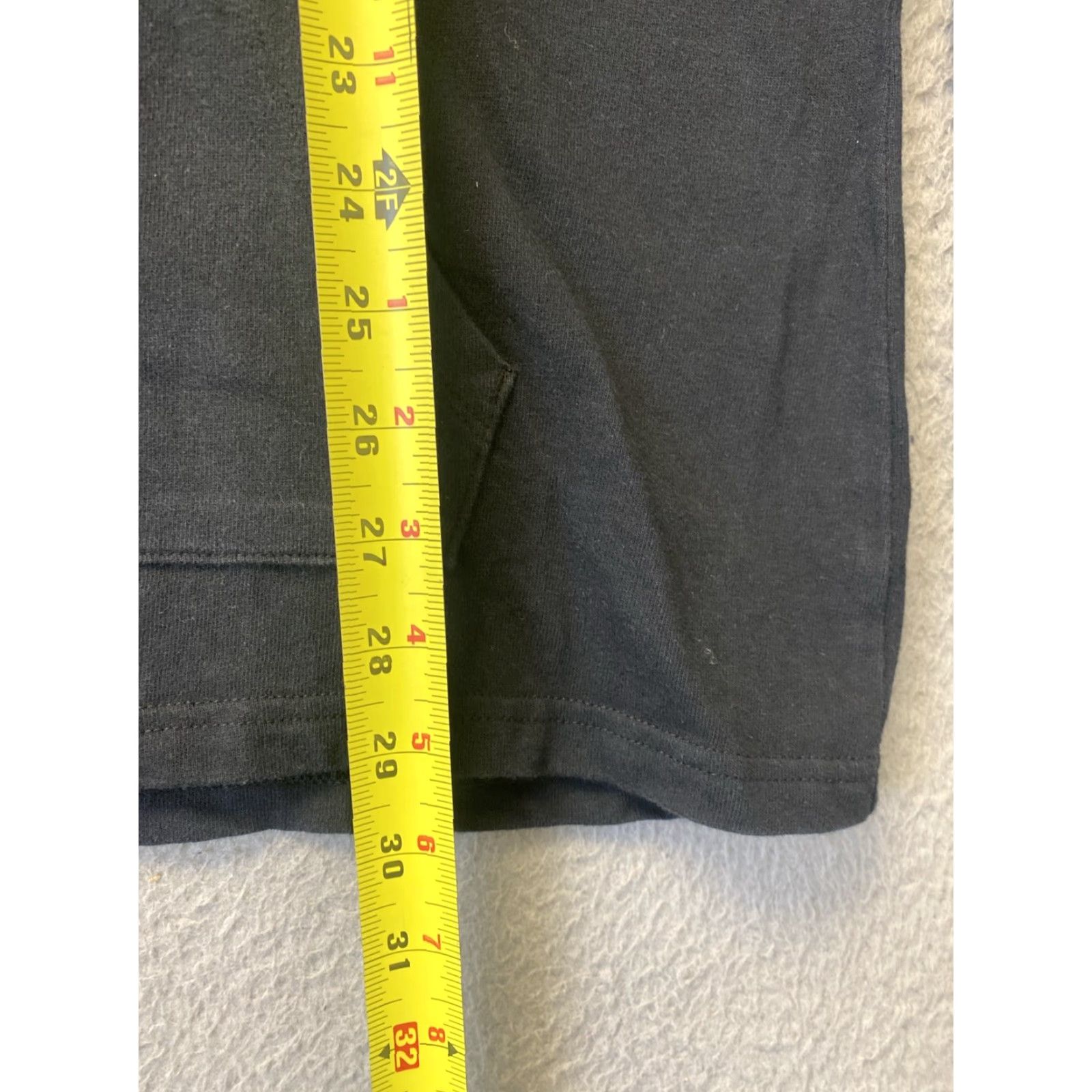 Champion Champion Hoodie Large Black Logo Sweatshirt Pullover Sweater 36-86 Size US L / EU 52-54 / 3 - 7 Thumbnail