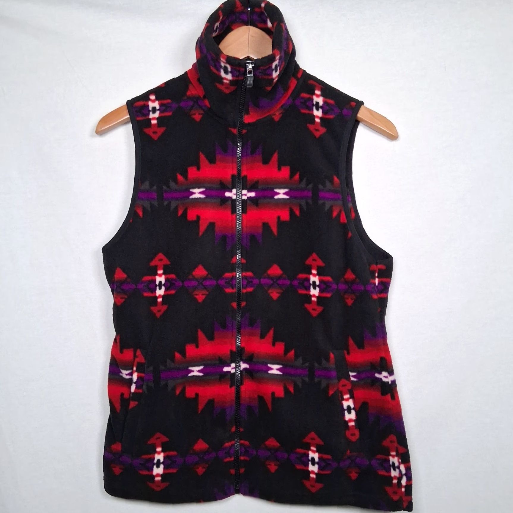 Chaps Chaps Vest Women Small Fleece Zip High Neck Black Red Southwestern Aztec Geometric Casual Travel Gorpcore Size S / US 4 / IT 40 - 2 Thumbnail
