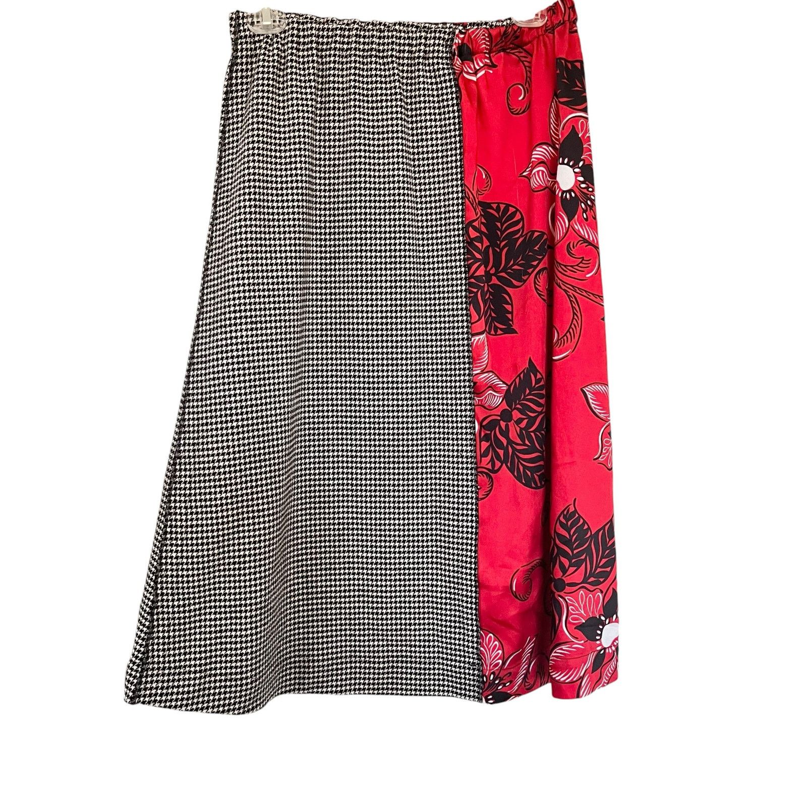 Hache Mixed Media Split Houndstooth Red Floral A-Line Skirt