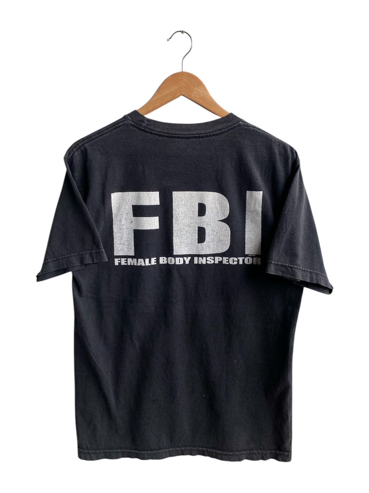 Vintage VINTAGE FBI FEMALE BODY INSPECTOR TEE Size US M / EU 48-50 / 2 - 1 Thumbnail