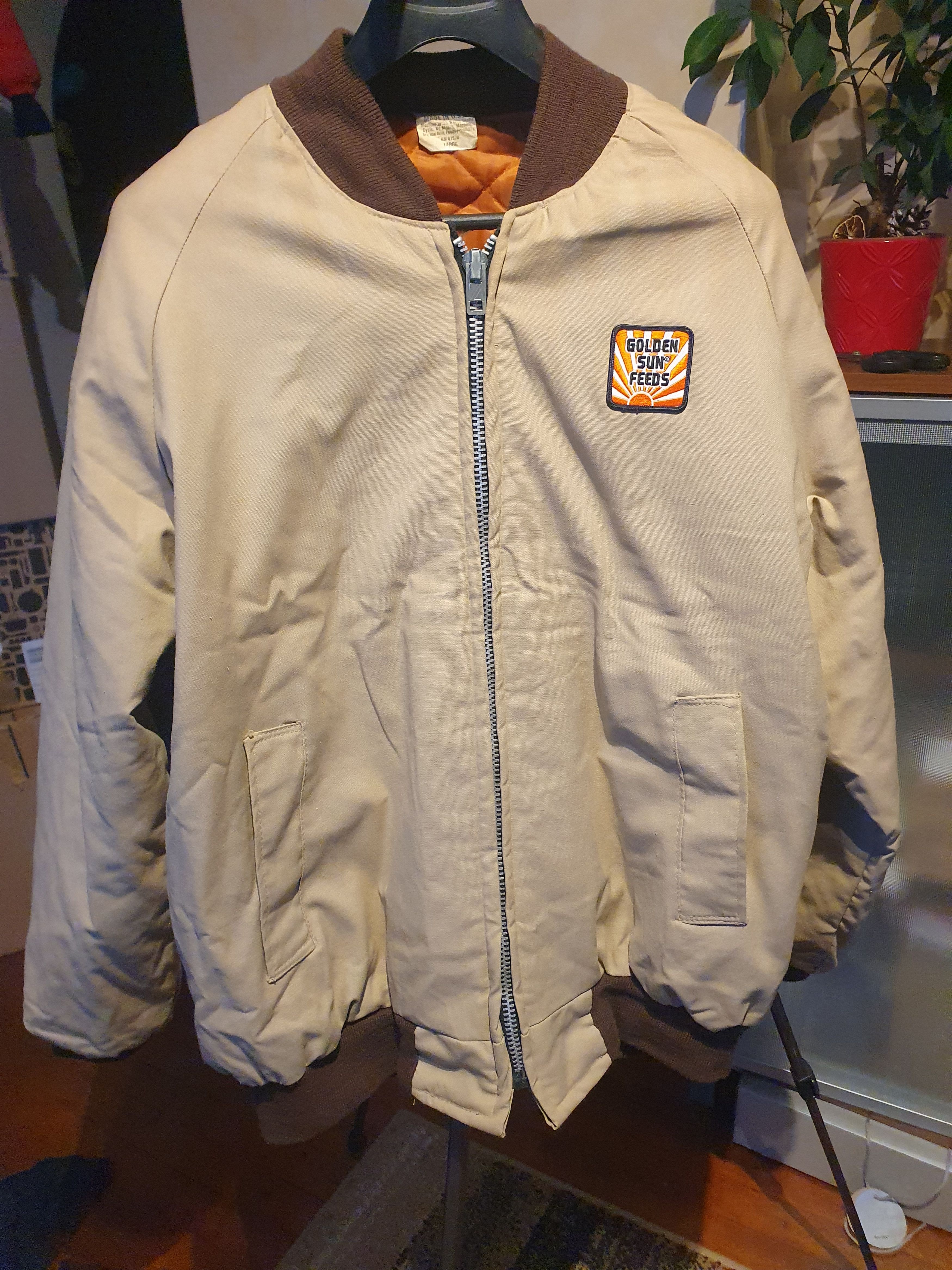 Golden Sun Feeds Vtg Farmer Canvas Jacket Made in USA L