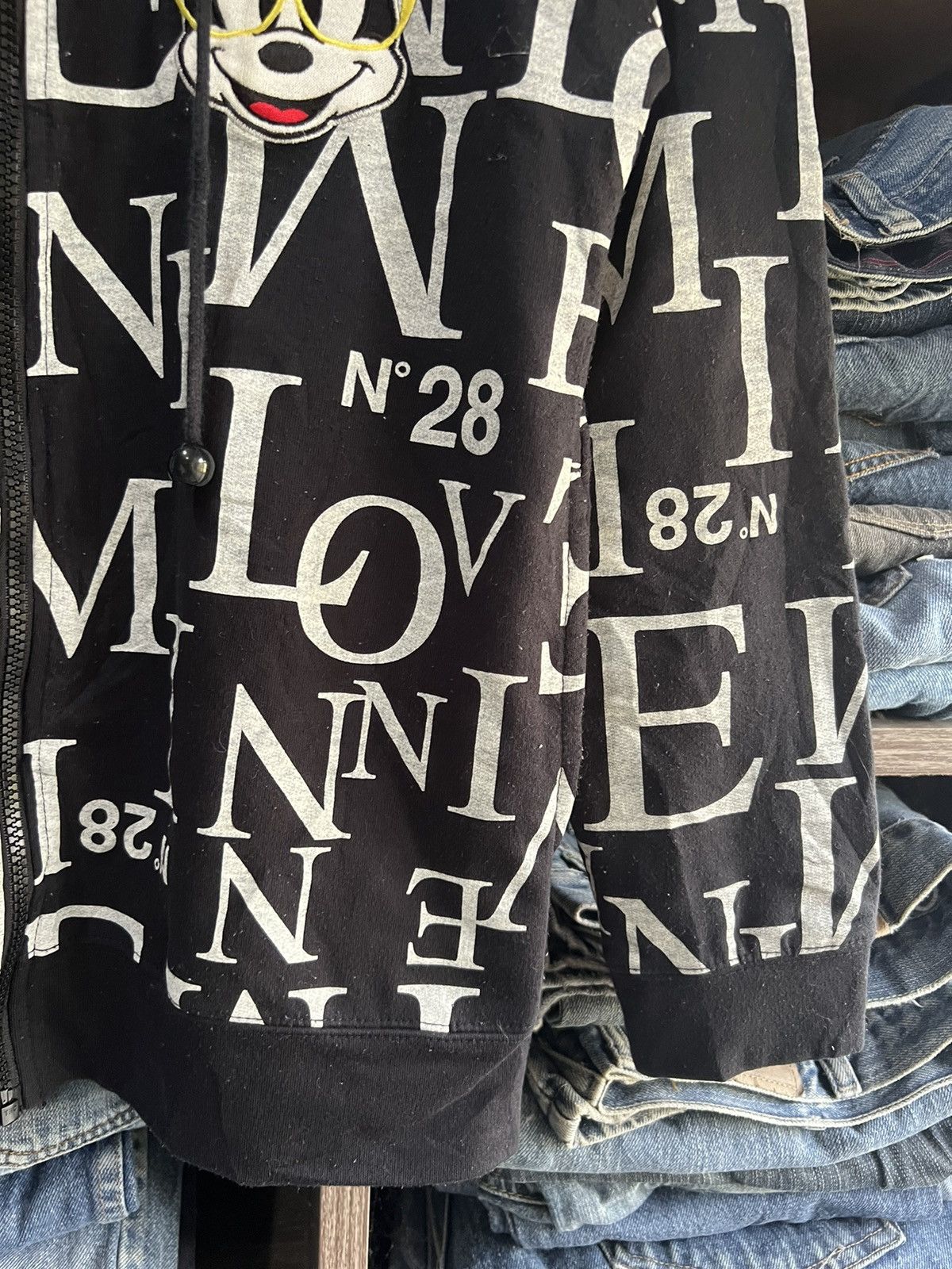 Cartoon Network 🔥Disney Minnie Monogram Inspired Supreme Size US S / EU 44-46 / 1 - 6 Thumbnail