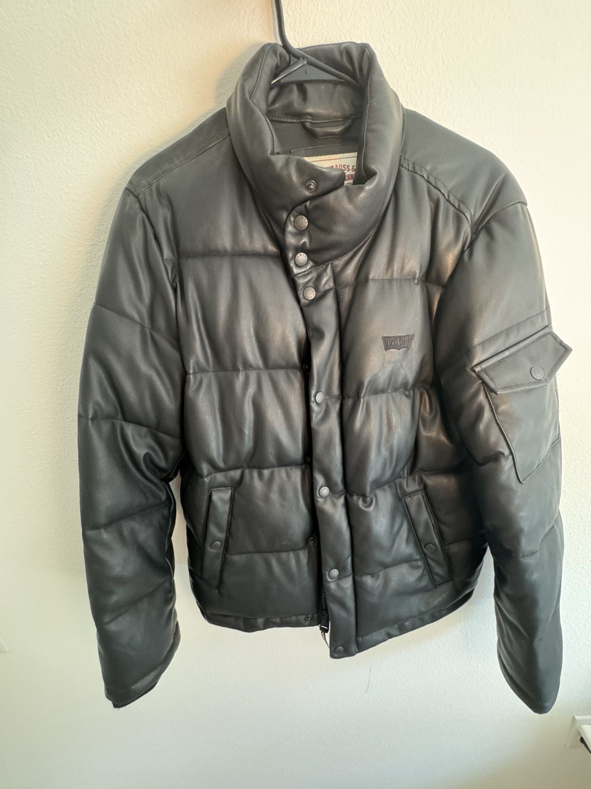 Levi's Levi’s Black Faux Leather Puffer Jacket Oversized M/L Size US S / EU 44-46 / 1 - 1 Thumbnail