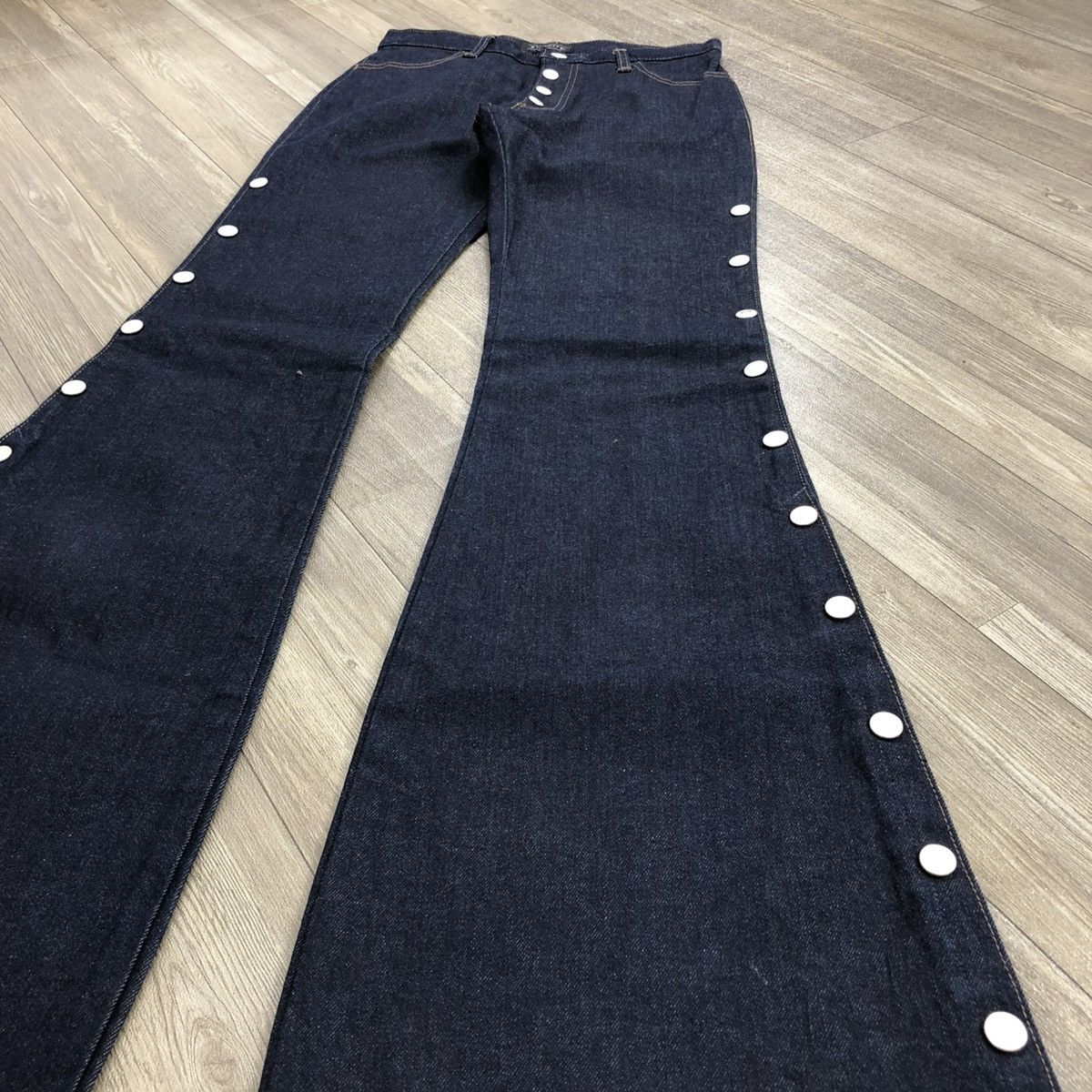 Japanese Brand 2000s Et-Boite Ifsixwasnine Lgb Button Bootcut Flared Jeans Size US 26 / EU 42 - 4 Thumbnail