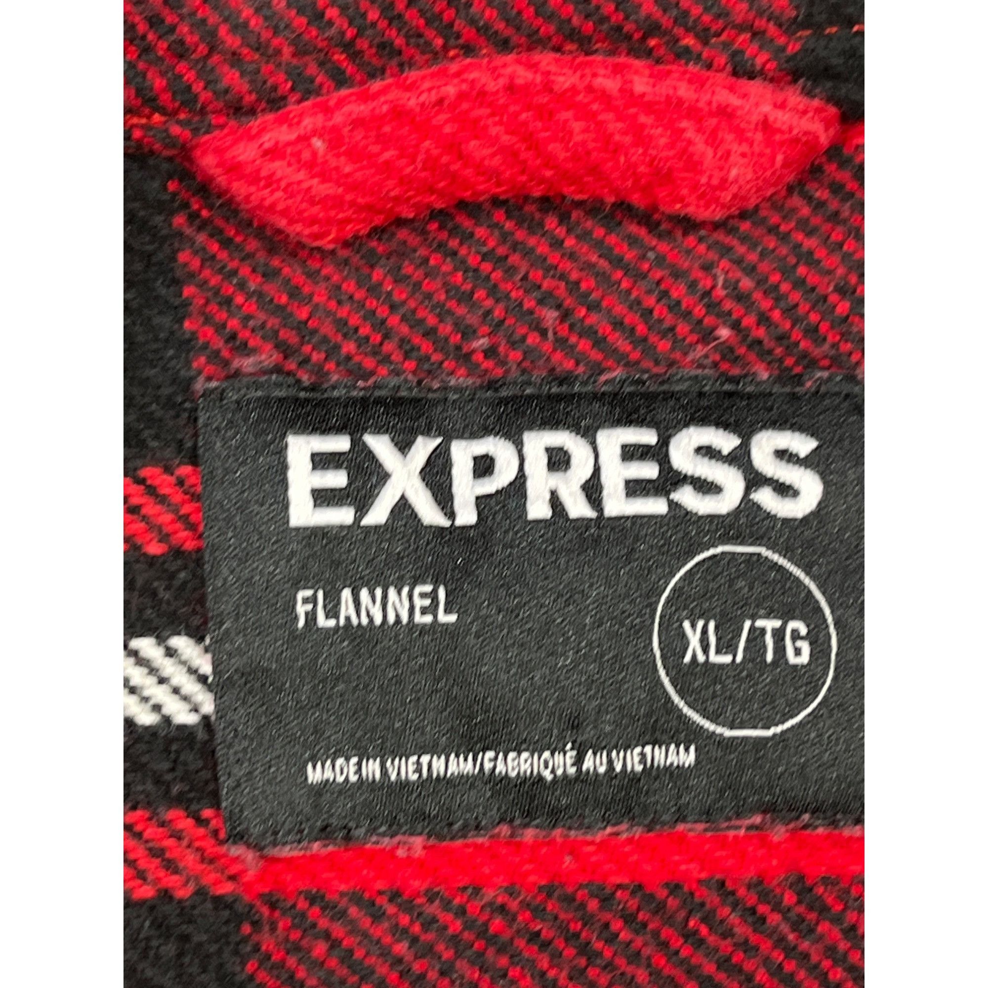 Express Express SKU 7653 Mens Red and Black Plaid Flannel Button Up Size US XL / EU 56 / 4 - 9 Thumbnail