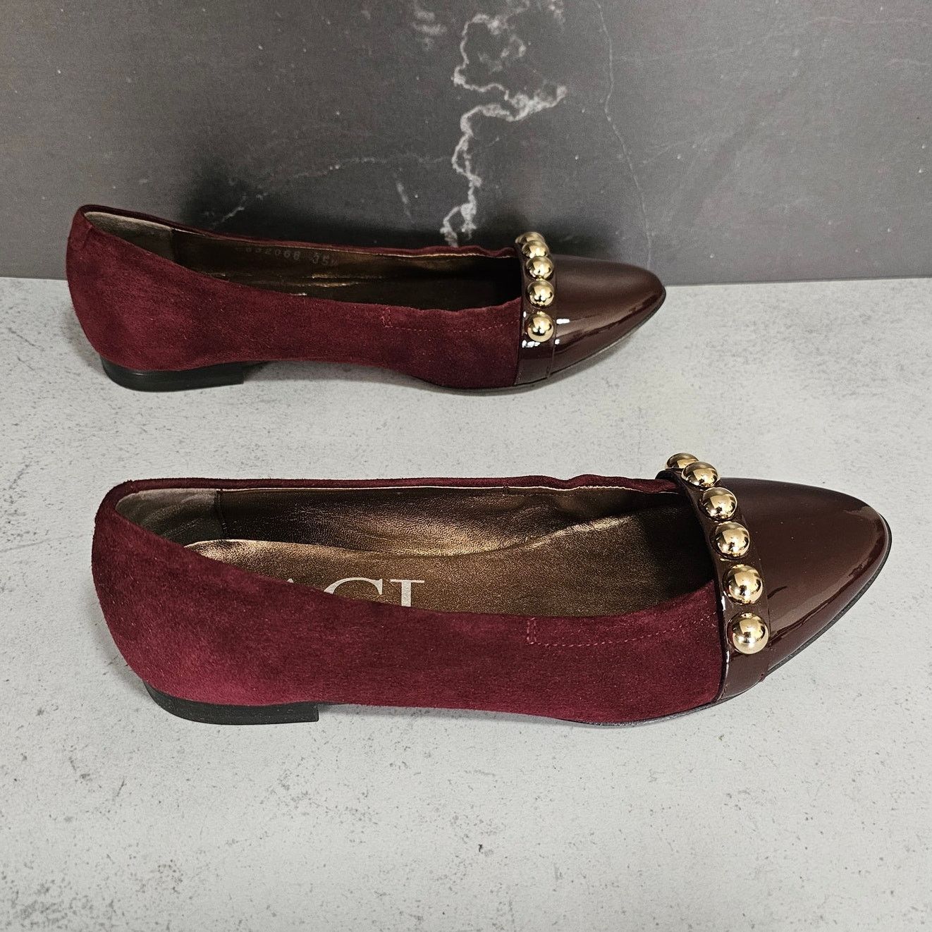 AGL AGL Studded Suede Leather Cap Toe Ballet Flat 35.5 5.5 Size US 5.5 / IT 35.5 - 6 Thumbnail