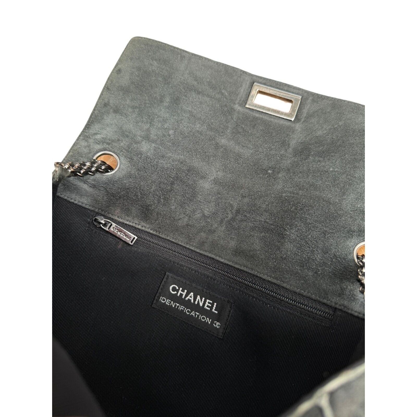 Chanel Grey Suede Leather Bag Size ONE SIZE - 9 Thumbnail