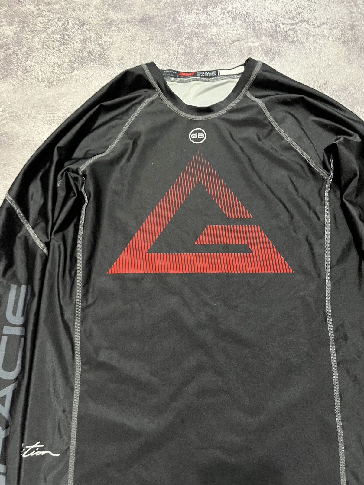 UFC Gracie Barra pro training limited edition rashguard Size US M / EU 48-50 / 2 - 4 Thumbnail