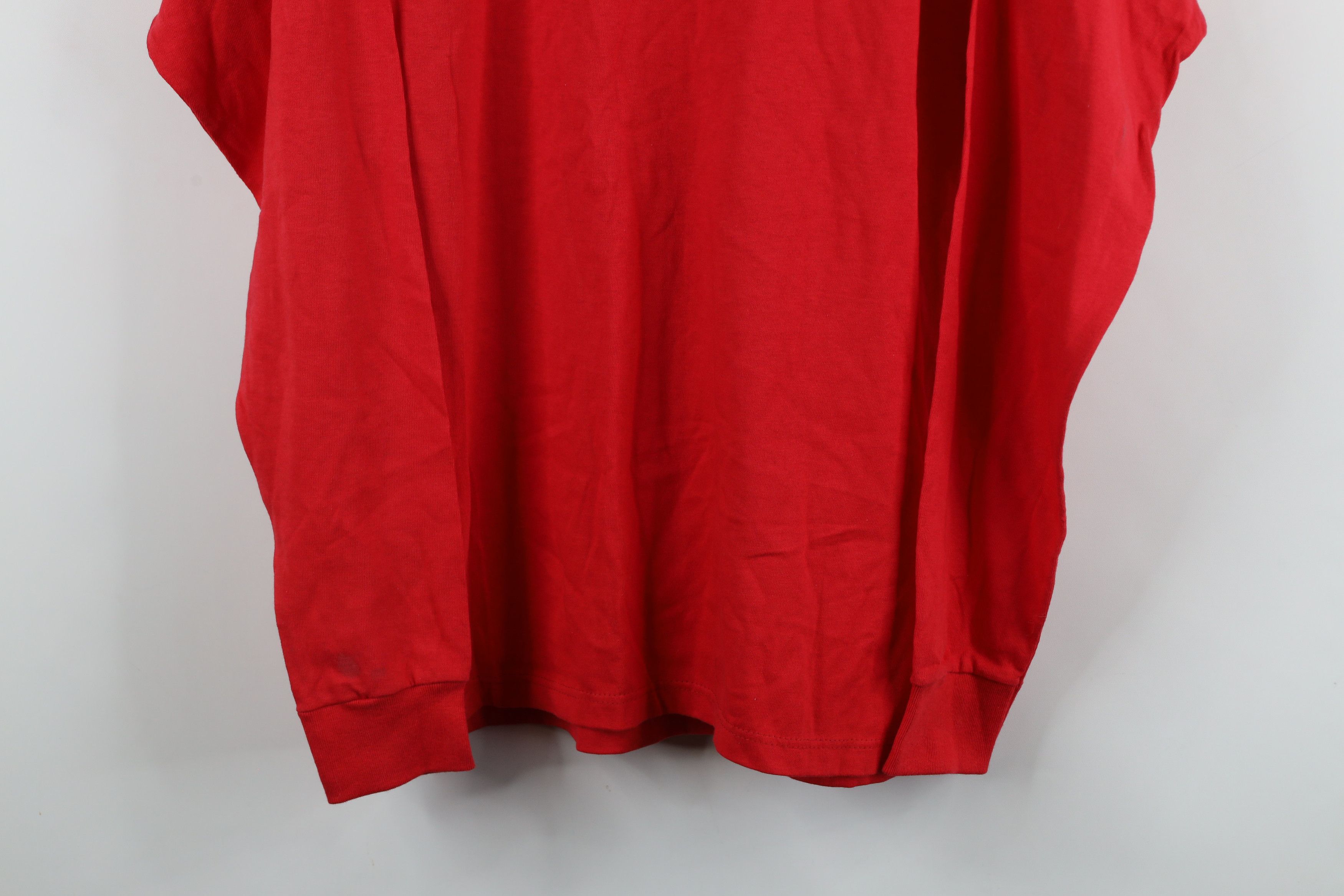 Vintage Deadstock Vintage 90s University Long Sleeve T-Shirt USA Size US L / EU 52-54 / 3 - 3 Thumbnail