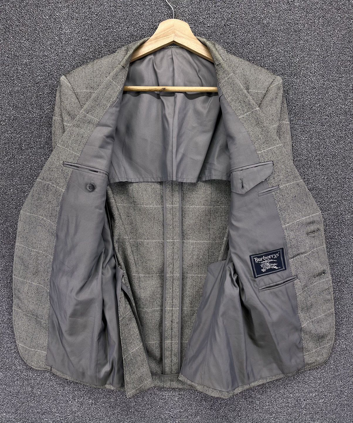 Burberry Vintage Burberry Luxury Rare Wool Blazer Coat Jacket Size US S / EU 44-46 / 1 - 6 Thumbnail