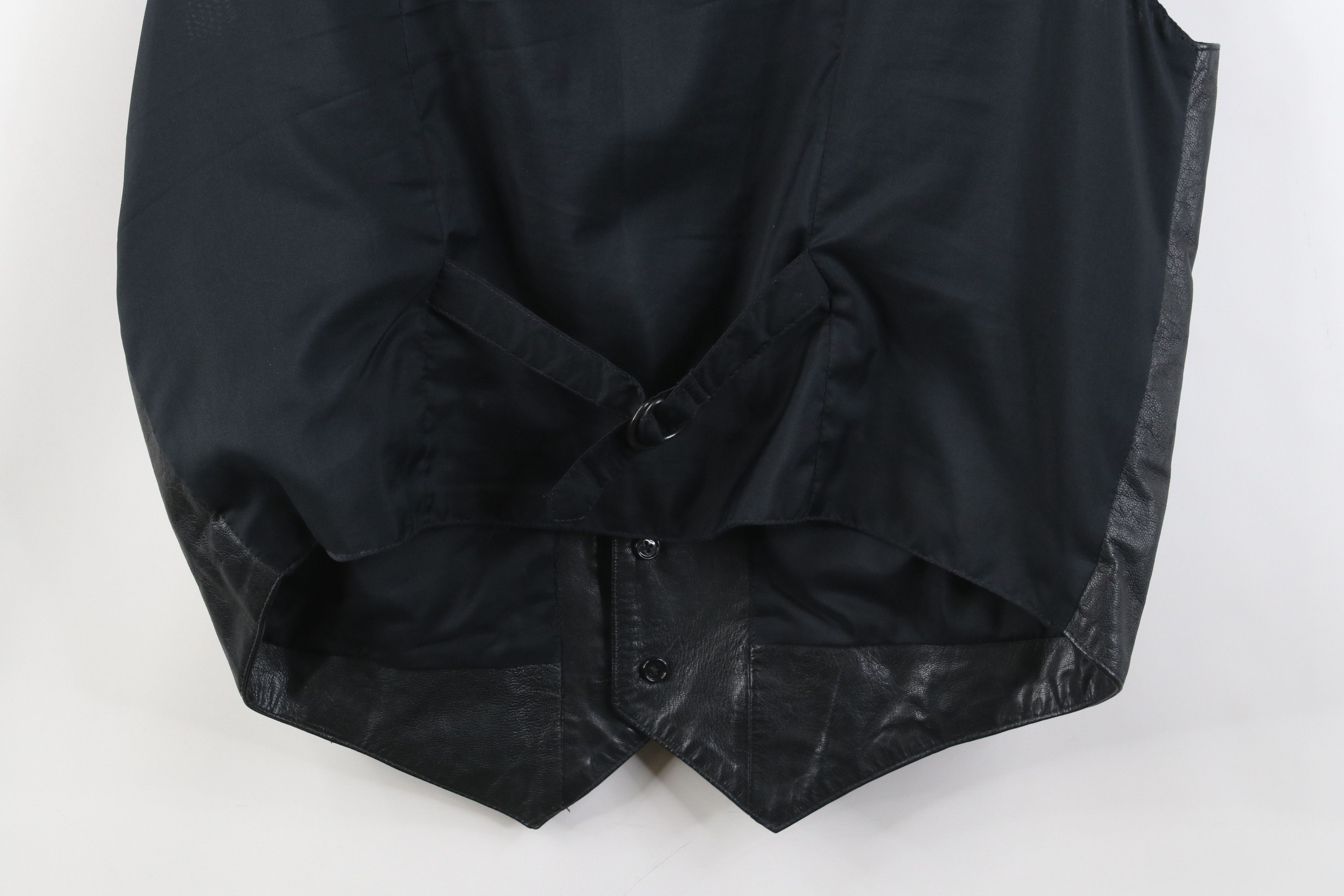 Vintage Vintage 90s Streetwear Leather Motorcycle Vest Jacket Black Size US XL / EU 56 / 4 - 16 Thumbnail