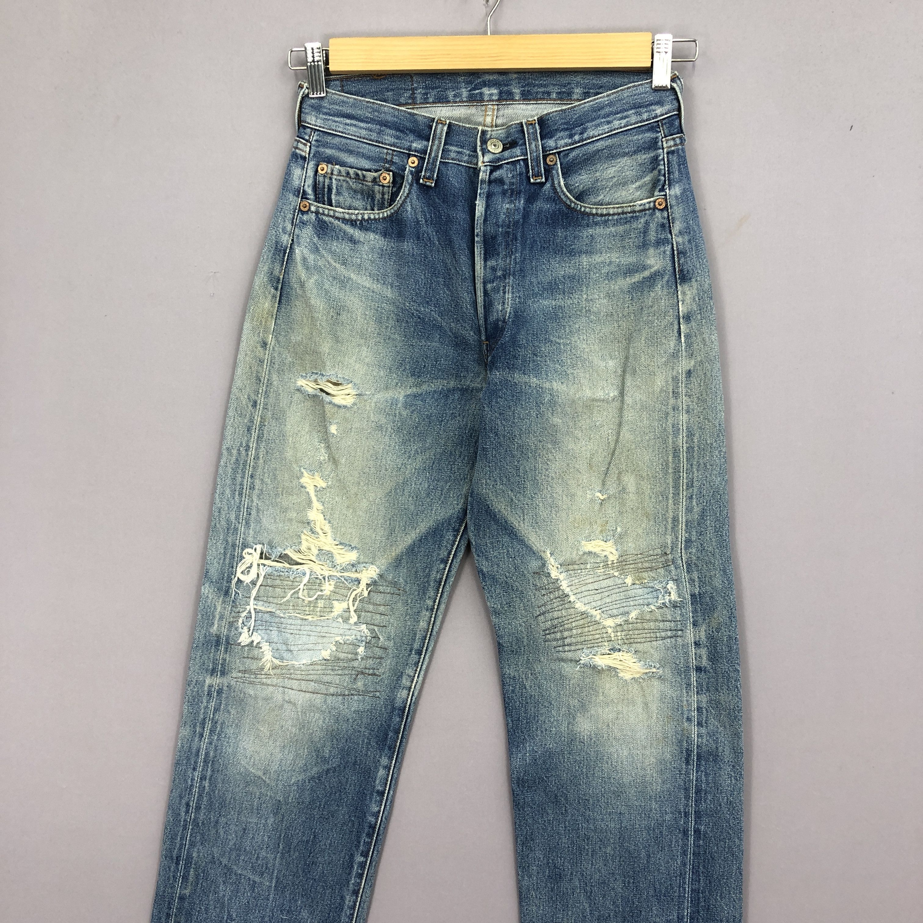 Levi's Vintage 90s Levis 501 Selvedge Jeans Levi's Distressed Denim Size 26" / US 2 / IT 38 - 3 Thumbnail