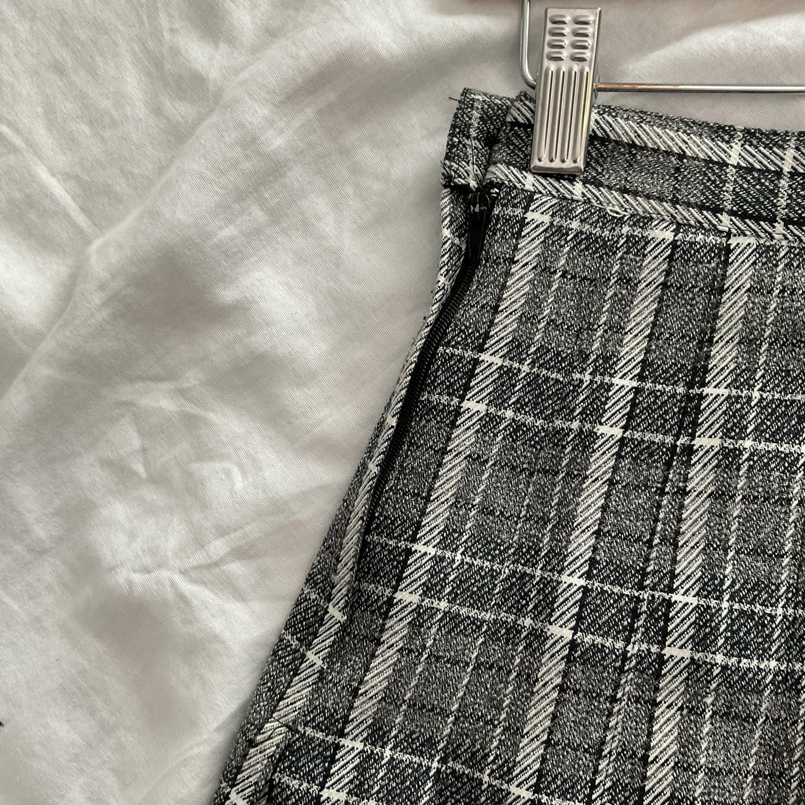 Vintage vintage 80s pleated grey plaid knit knee length shirt size 6 Size 28" / US 6 / IT 42 - 6 Thumbnail
