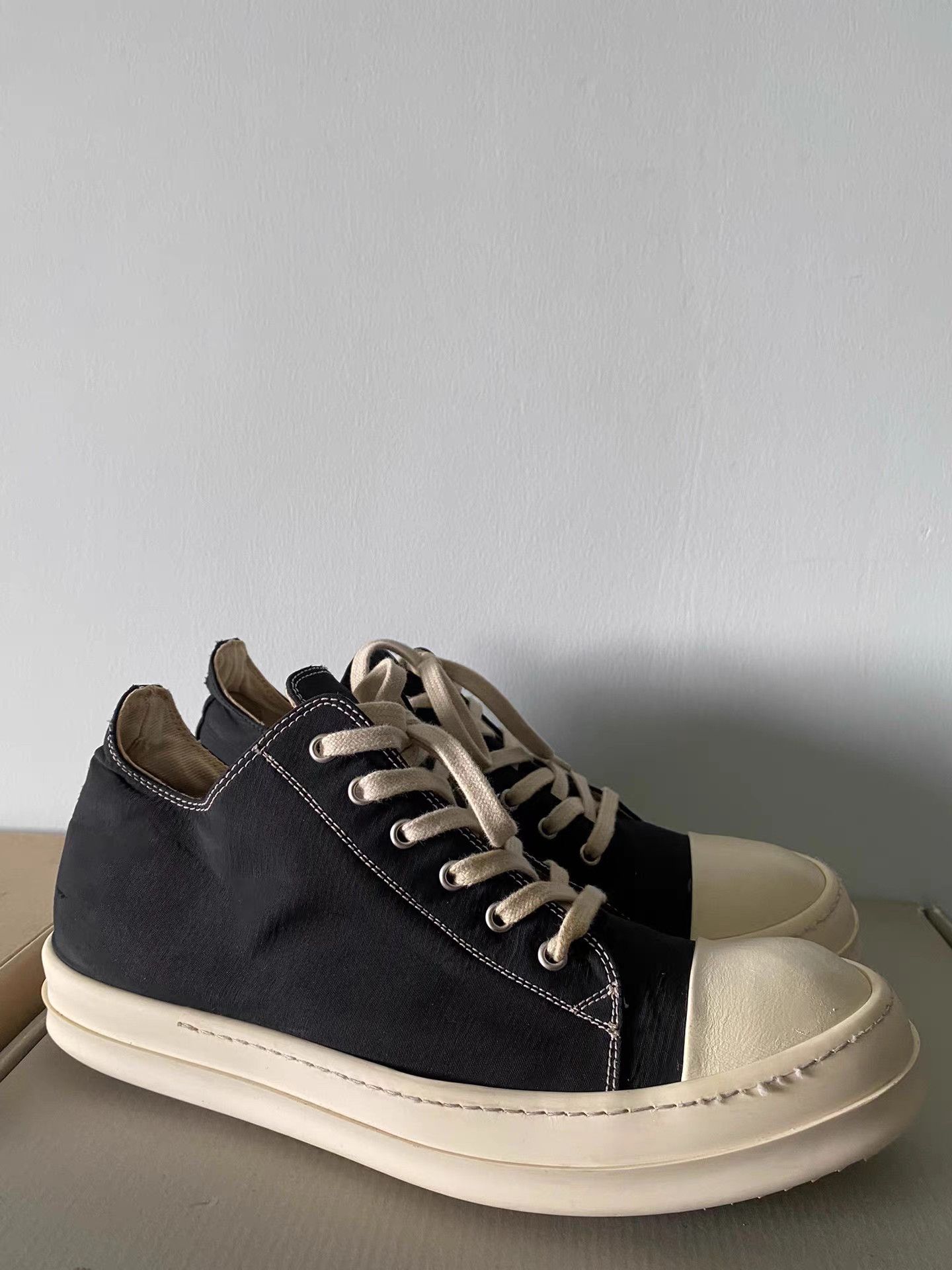 Rick Owens Rick Owens DRKSHDW satin low top sneakers Size US 11 / EU 44 - 2 Thumbnail