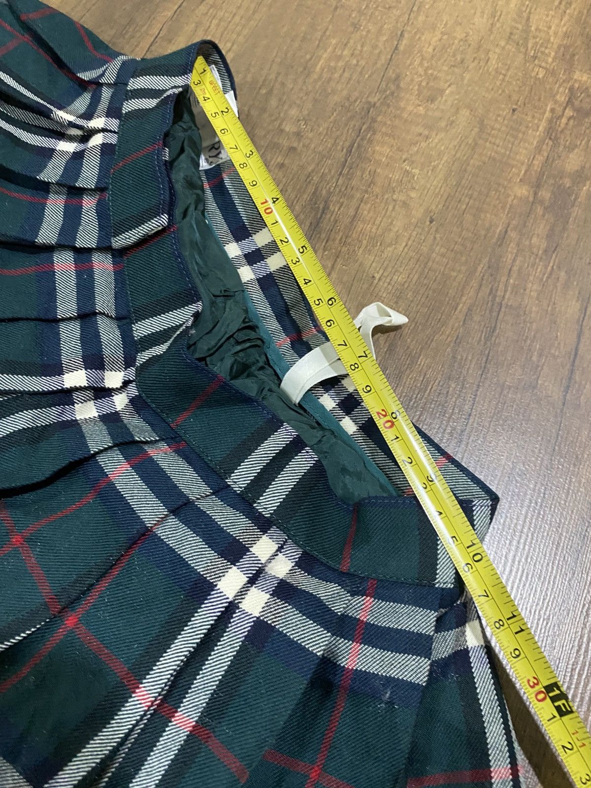 Burberry Vintage Burberrys Wool Nova Check Skirt Size 22" - 7 Thumbnail