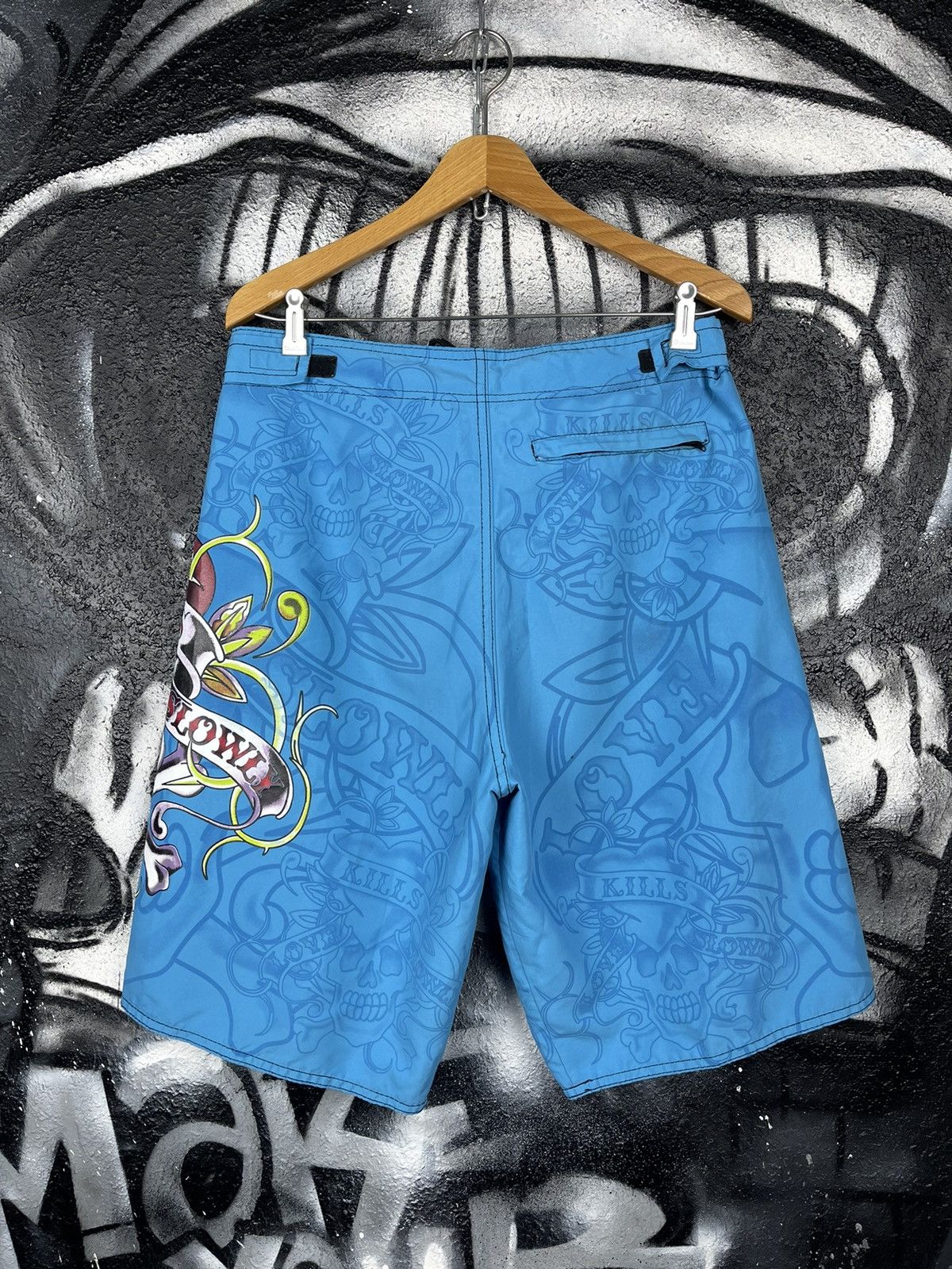 Ed Hardy × Vintage Ed Hardy Skull Logo Shorts Men’s Size L Size US 33 - 5 Thumbnail