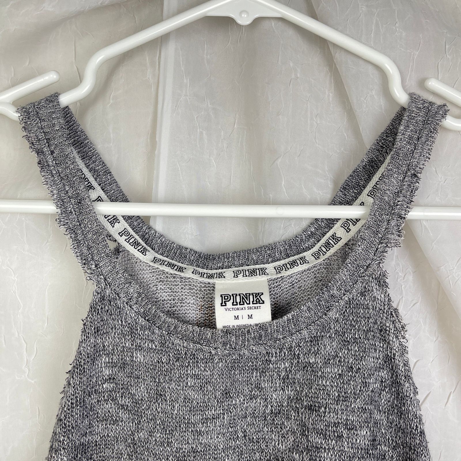 Pink Victoria’s Secret PINK Gray Slouchy Sheer Tank Top Sequins Size M / US 6-8 / IT 42-44 - 20 Thumbnail