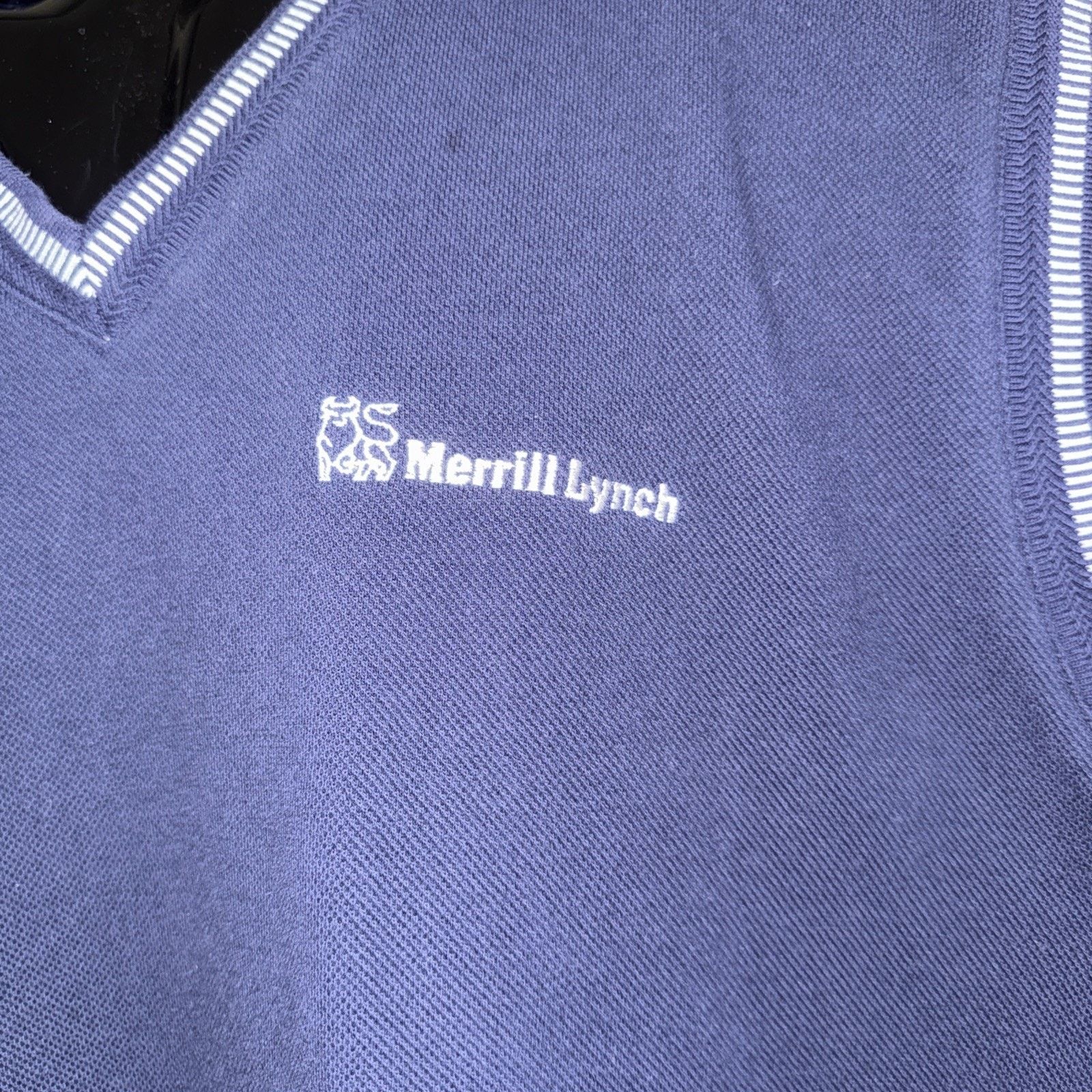 Izod Navy Golf Vest Sz 2XL W/ Merrill Lynch Embroidered EUC Money Size US XXL / EU 58 / 5 - 3 Thumbnail