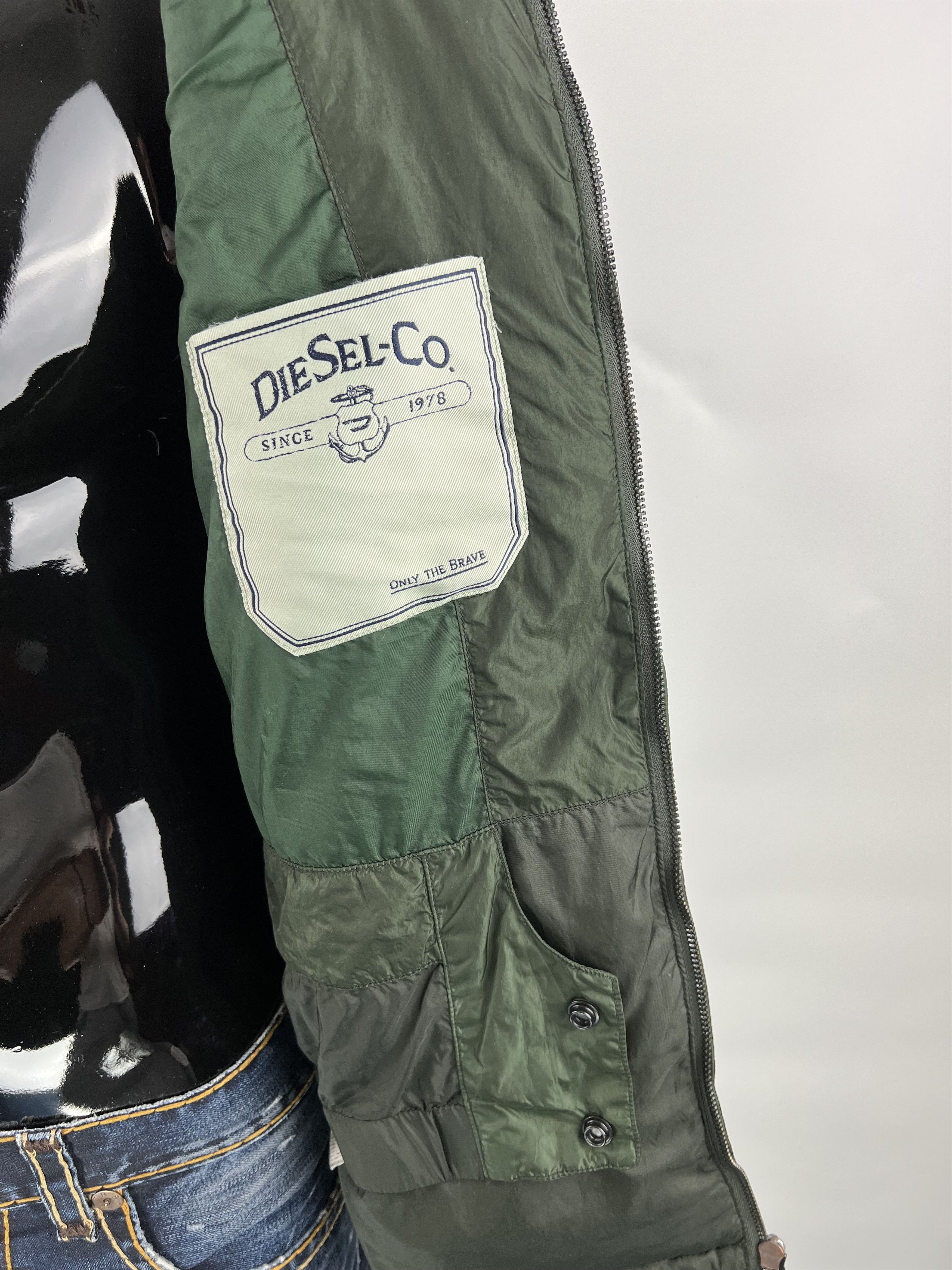 Diesel Diesel Puffer Down Jacket Men's Size XL Size US XL / EU 56 / 4 - 5 Thumbnail
