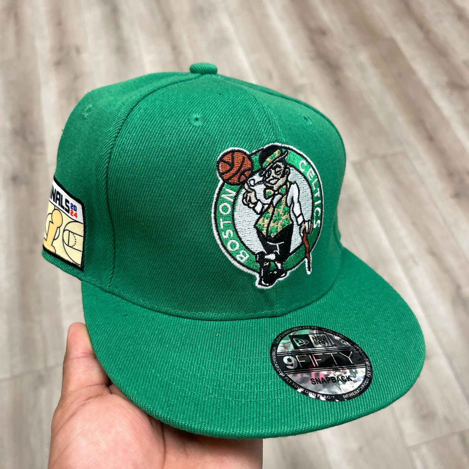 New Era Era 9FIFTY Boston Celtics snapback hat Kelly Green OSFA Size ONE SIZE - 1 Thumbnail