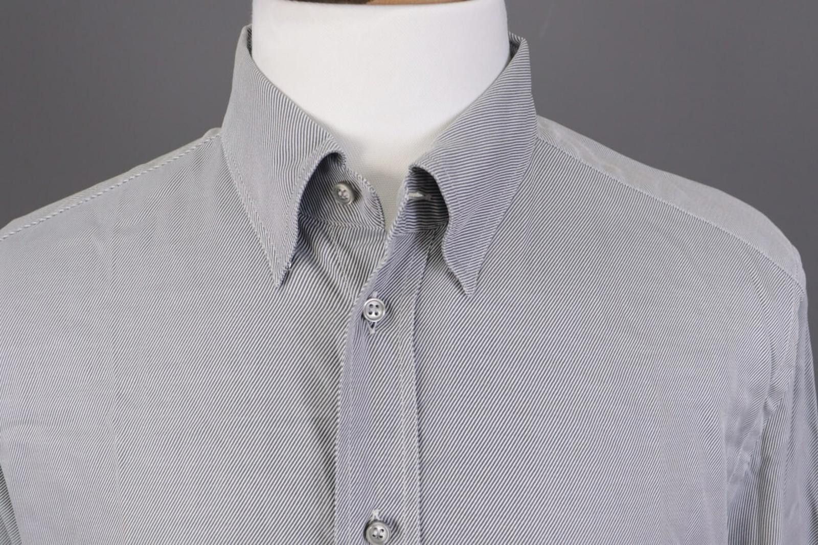 Giorgio Armani Giorgio Armani Le Collezioni Gray Shirt Size 43 / 17 Size US M / EU 48-50 / 2 - 3 Thumbnail