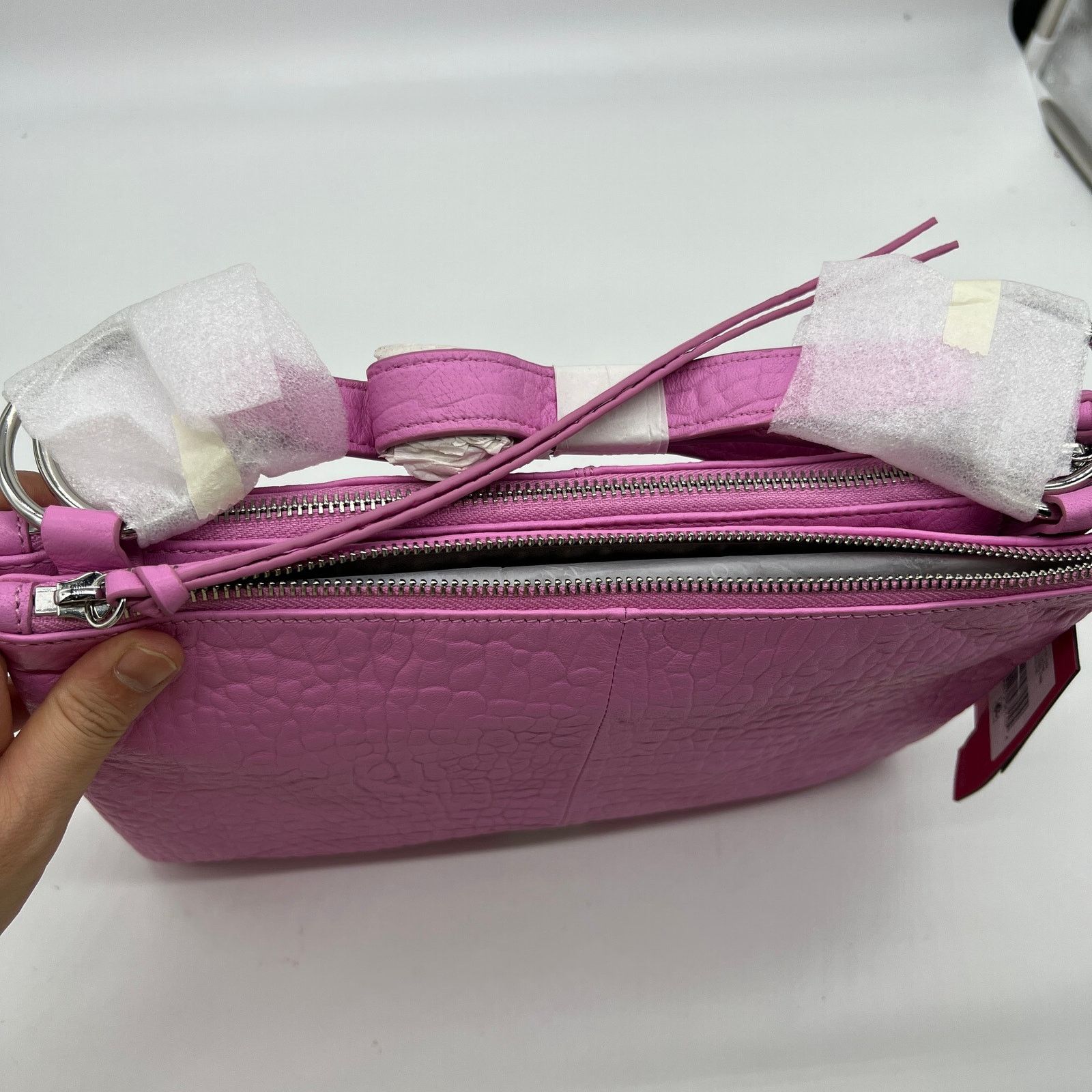 Other Vince Camuto Leather Livy Shoulder Bag Arresting Pink Size ONE SIZE - 17 Thumbnail