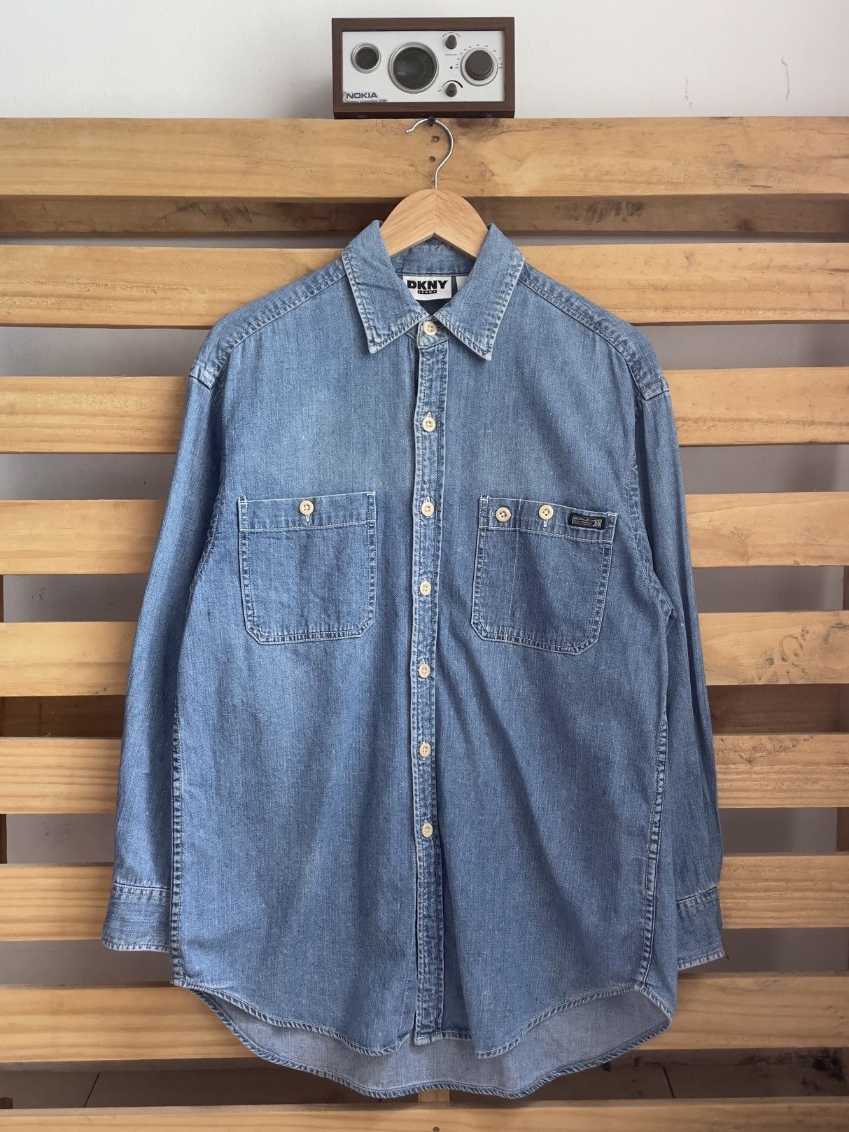 DKNY Rare Vintage 90s DKNY Jeans Logo Denim Button Up Shirt Size US L / EU 52-54 / 3 - 1 Thumbnail