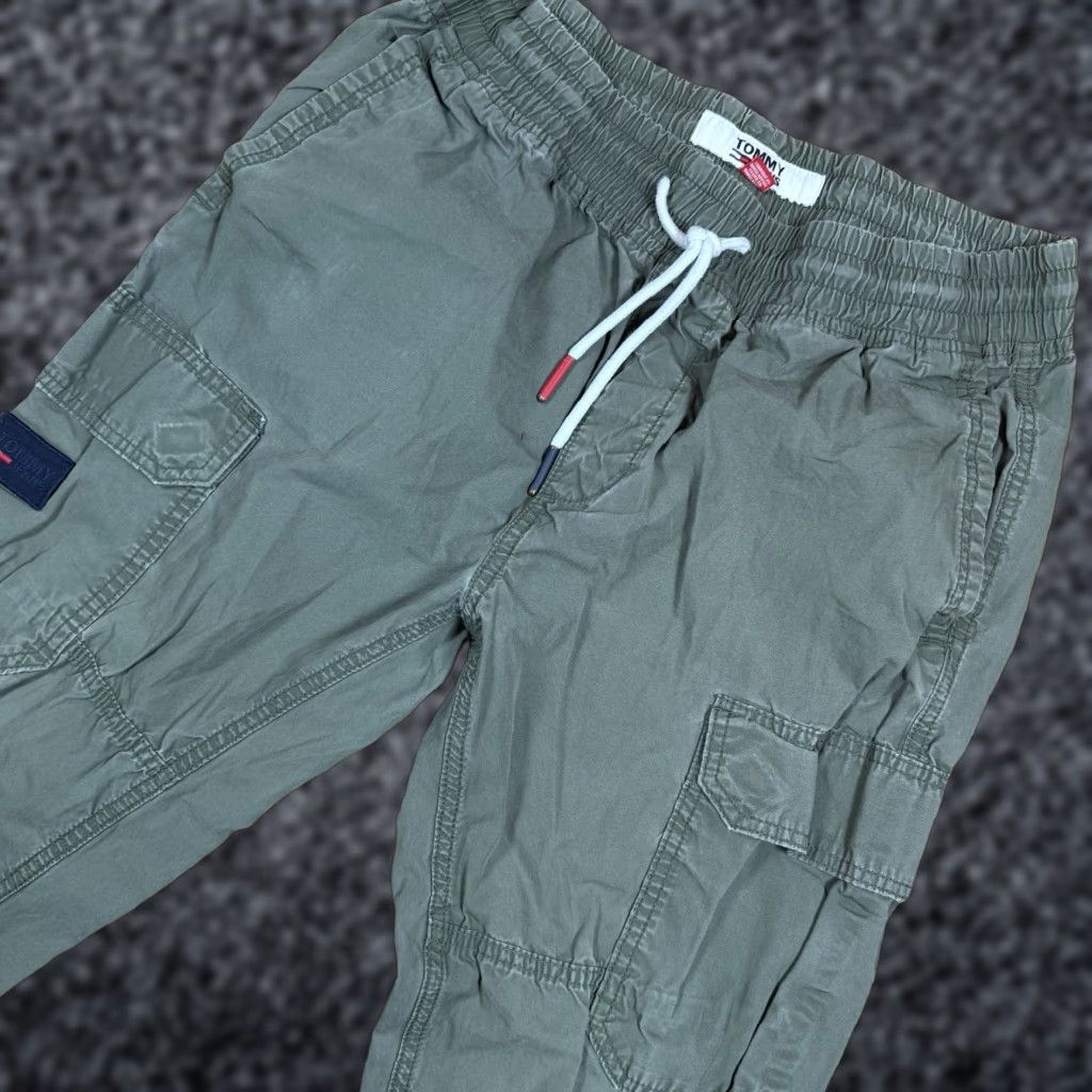 Tommy Hilfiger VINTAGE Tommy Hilfiger Cargo Pants Jogger Mens Small Green 28x27 Inseam 27 Lightweight Paratrooper S Pants Mens Green Size US 29 - 1 Thumbnail