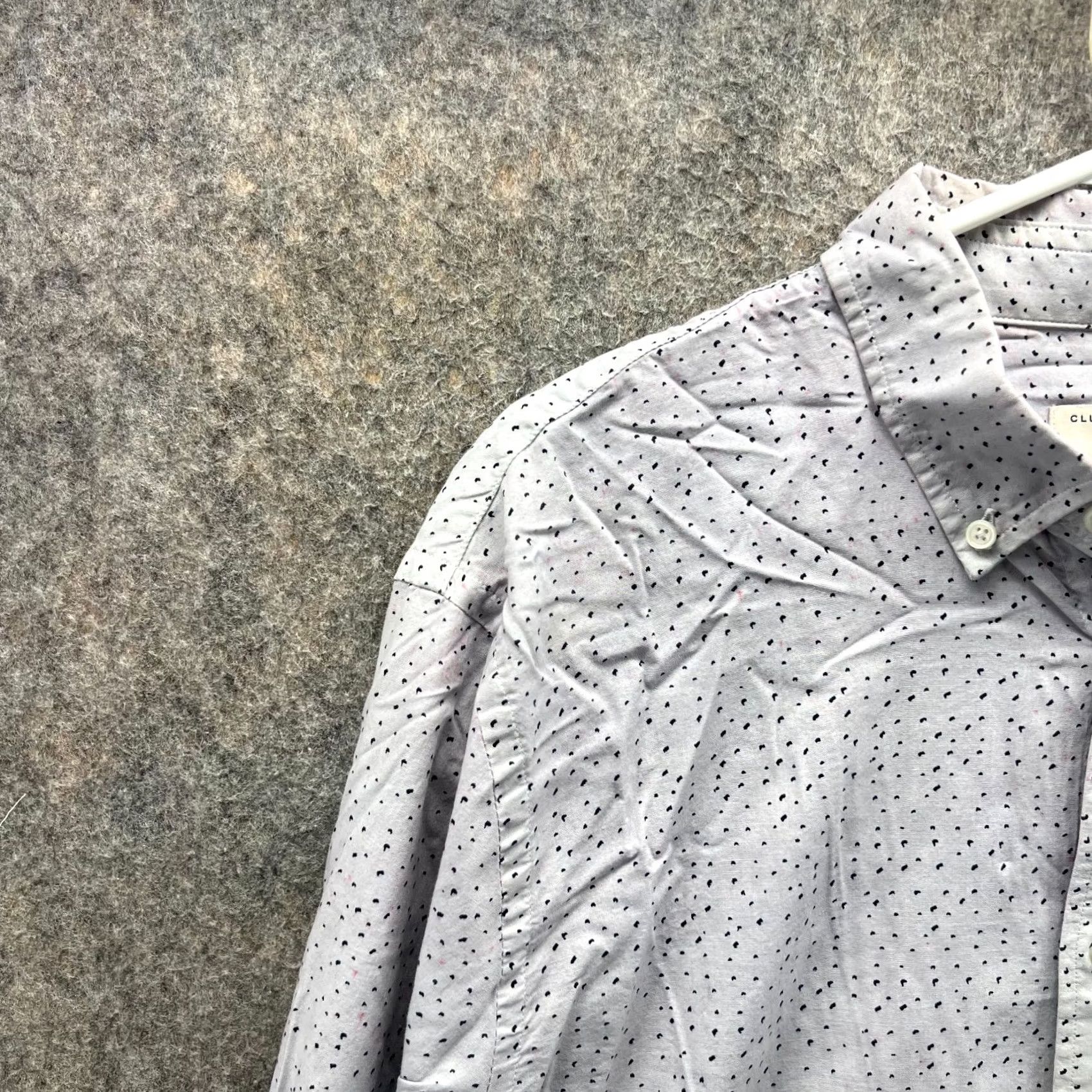 Club Monaco Club Monaco Shirt Men XL Gray Polka Dot Button-Down Slim Fit Size US XL / EU 56 / 4 - 3 Thumbnail