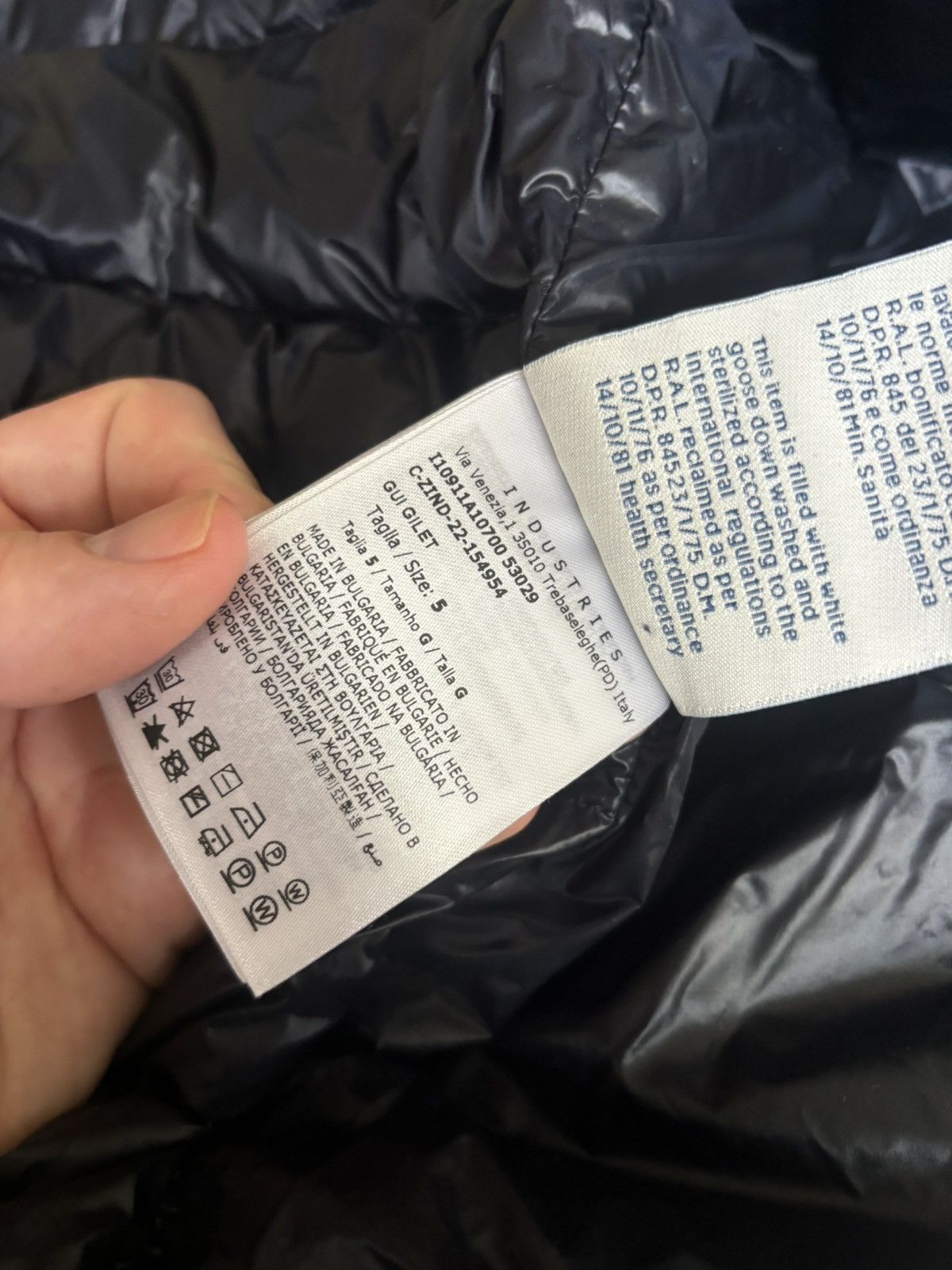Moncler Moncler gui vest Size US L / EU 52-54 / 3 - 6 Thumbnail