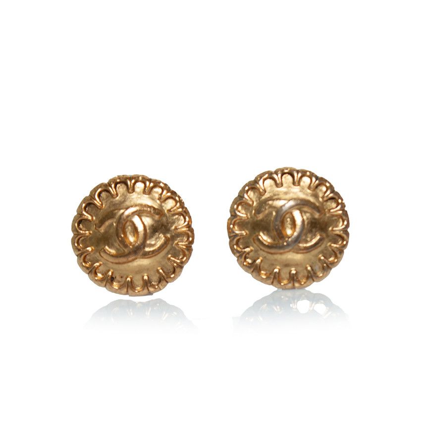 Chanel Chanel, 97P round coco mark earrings 24k plated Size ONE SIZE - 3 Thumbnail