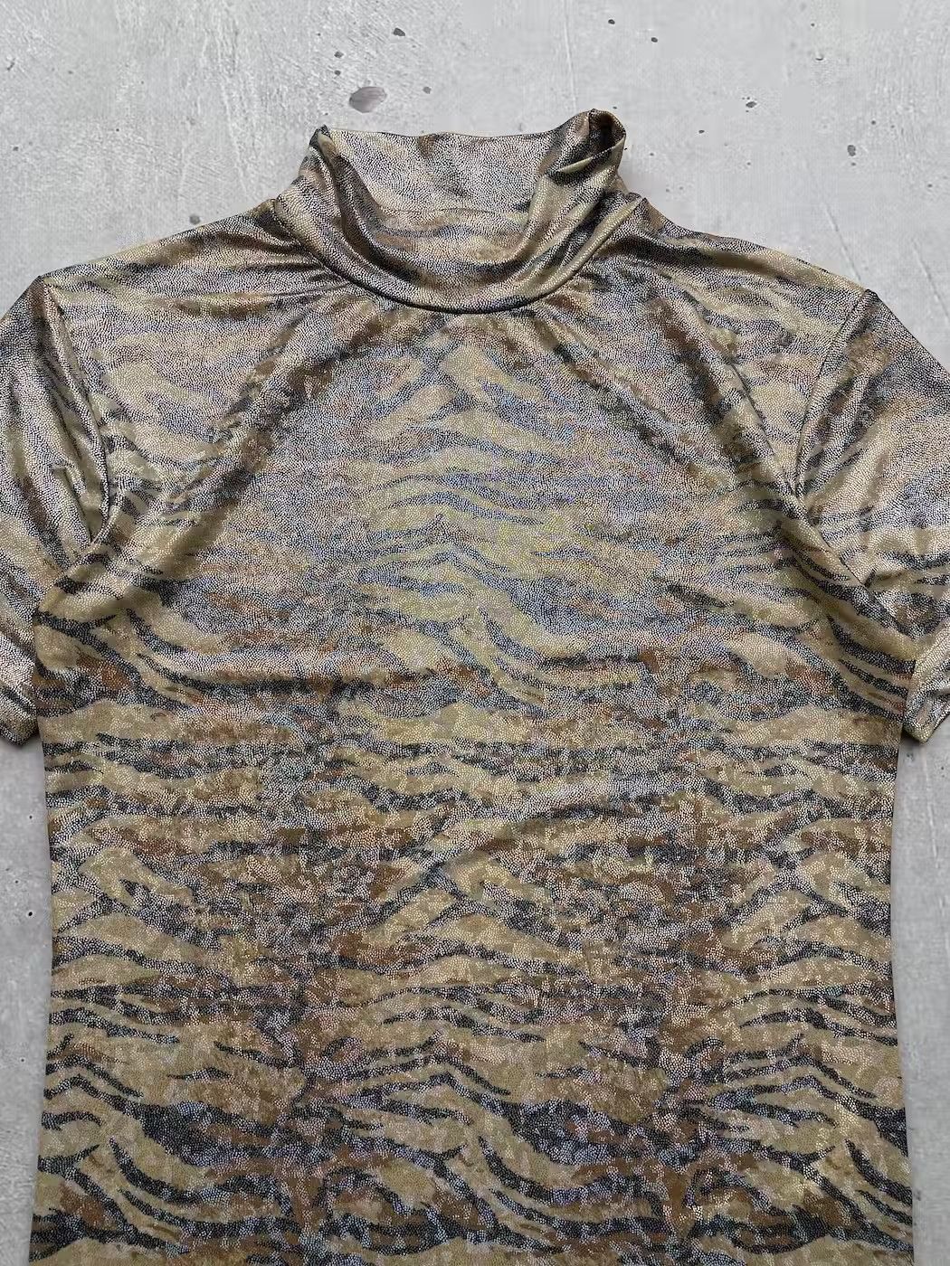 Vintage Vintage Leopard Tee Size S / US 4 / IT 40 - 2 Thumbnail
