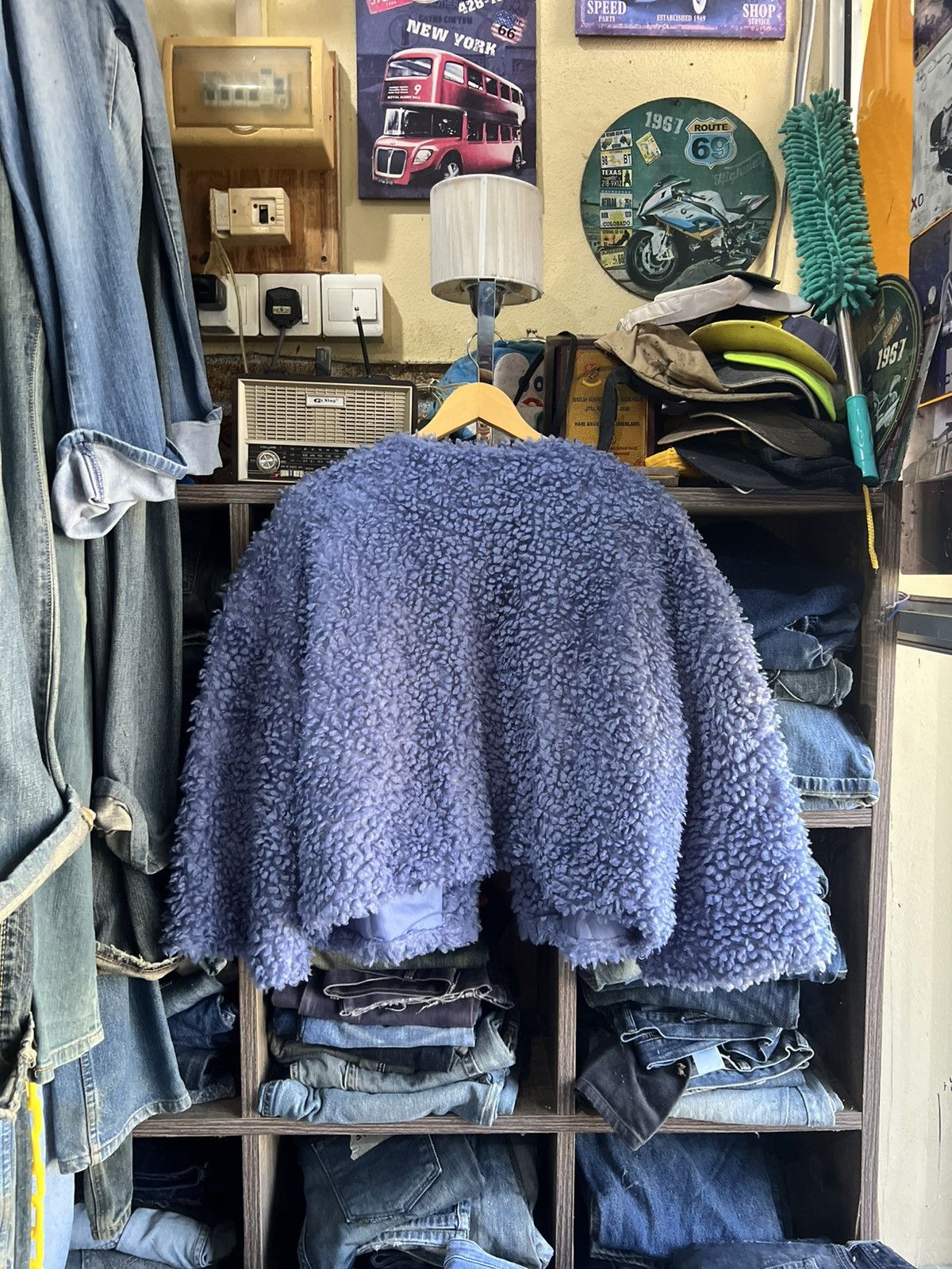 URBAN RESEARCH DOORS 🔥Urban Research Buttonless Light Sherpa Cardigan Size US XL / EU 56 / 4 - 3 Thumbnail