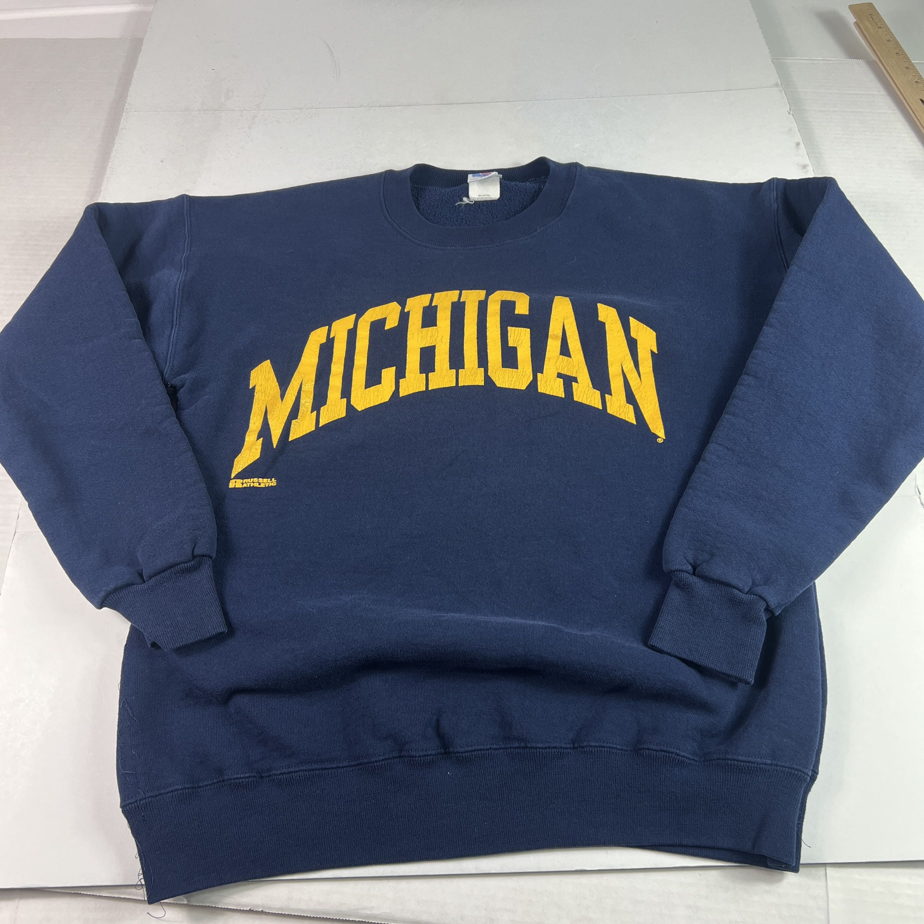 Russell Athletic VTG Russell Michigan Wolverines Sweatshirt Faded Crewneck Size US S / EU 44-46 / 1 - 1 Thumbnail