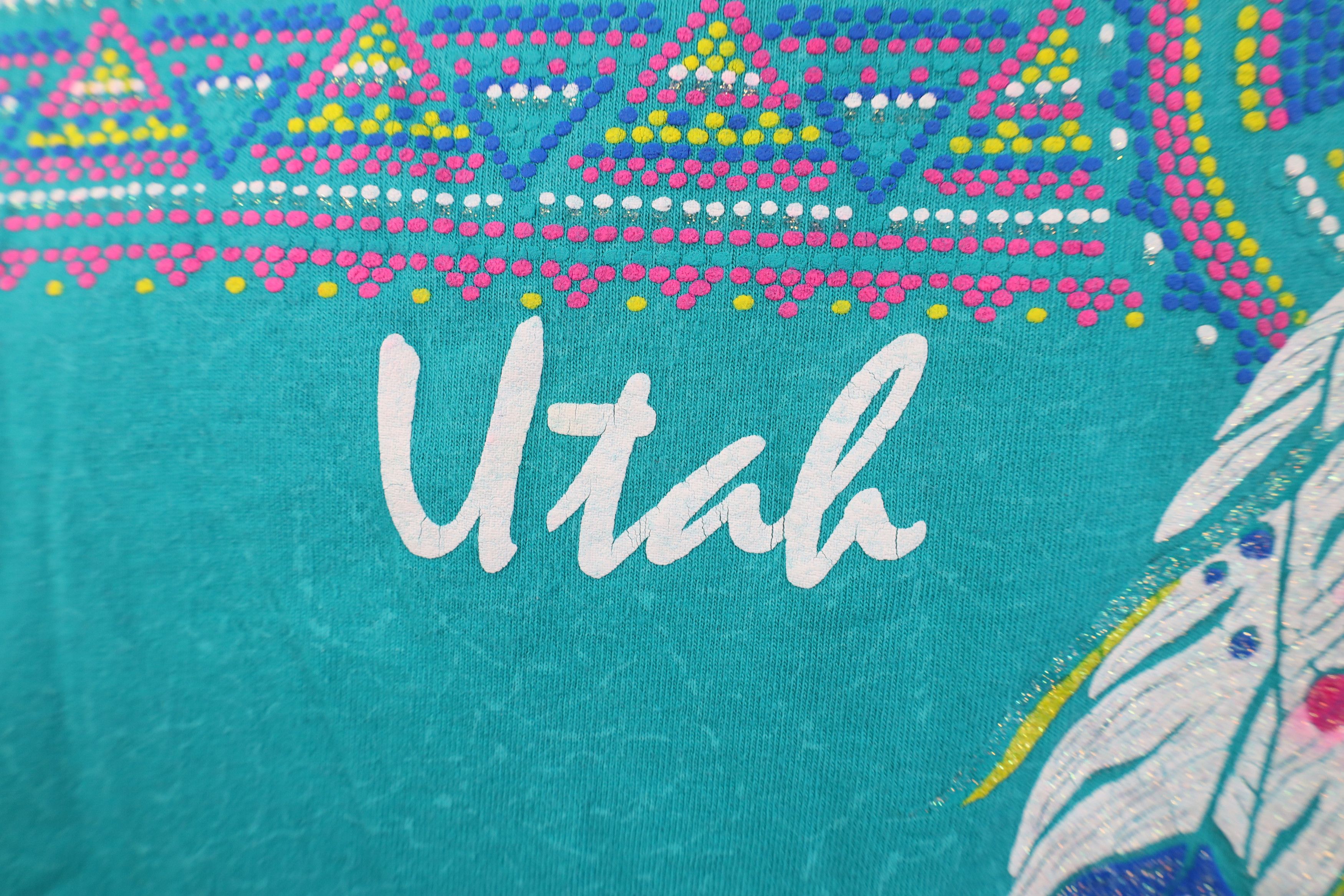 Vintage Vintage 90s Streetwear Southwestern Utah Feather T-Shirt USA Size XL / US 12-14 / IT 48-50 - 5 Thumbnail